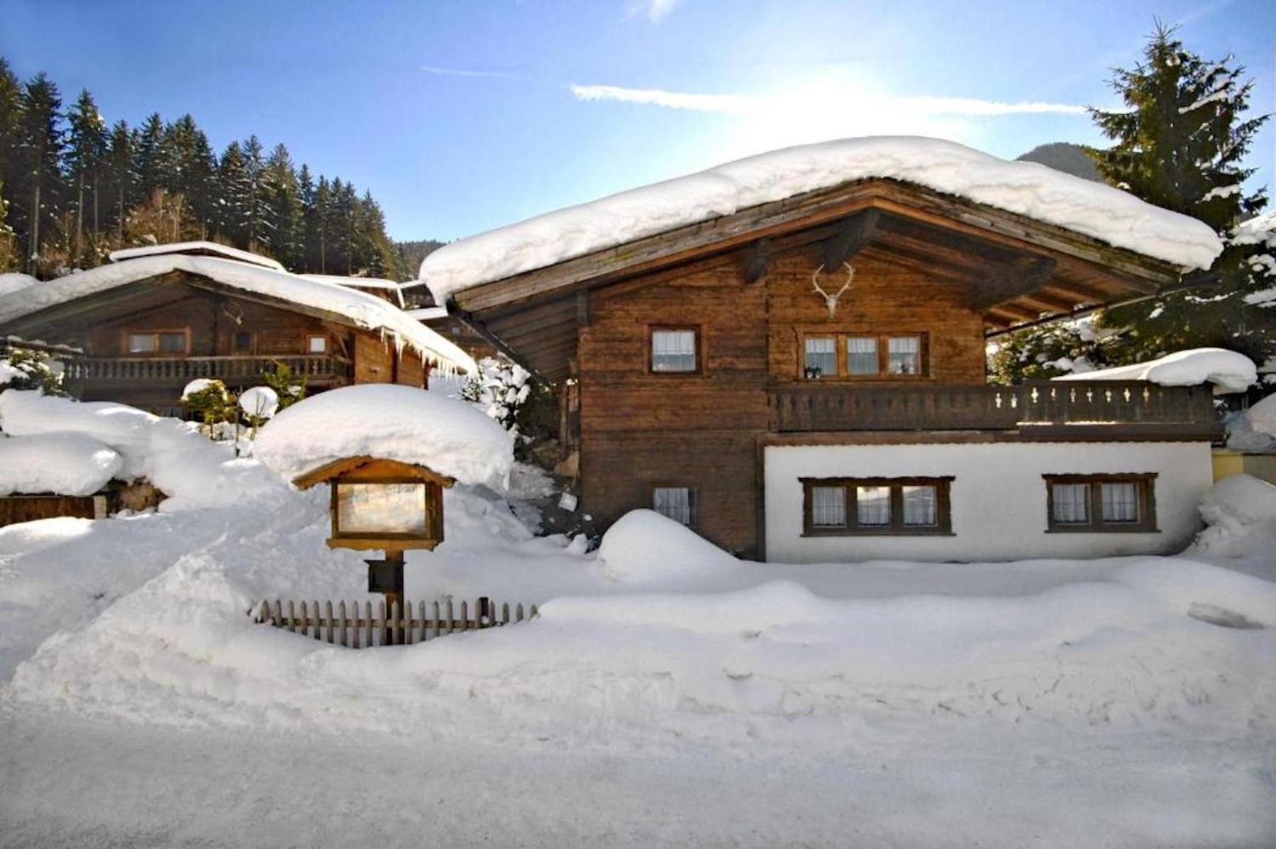 NINA's Chalet - by AlpenLuxus Collection