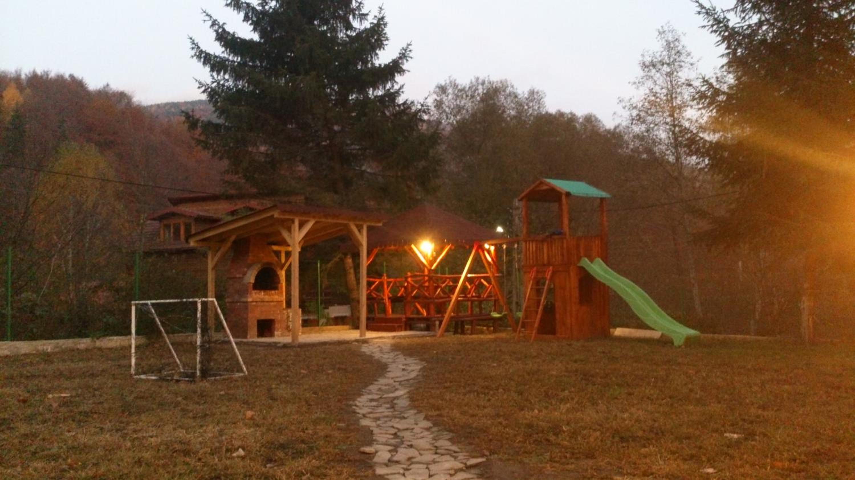 Photo 16