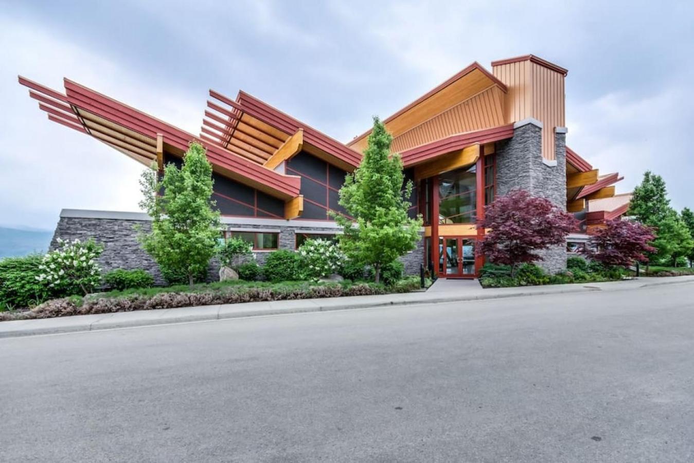 Luxury Getaway at Copper Sky 104