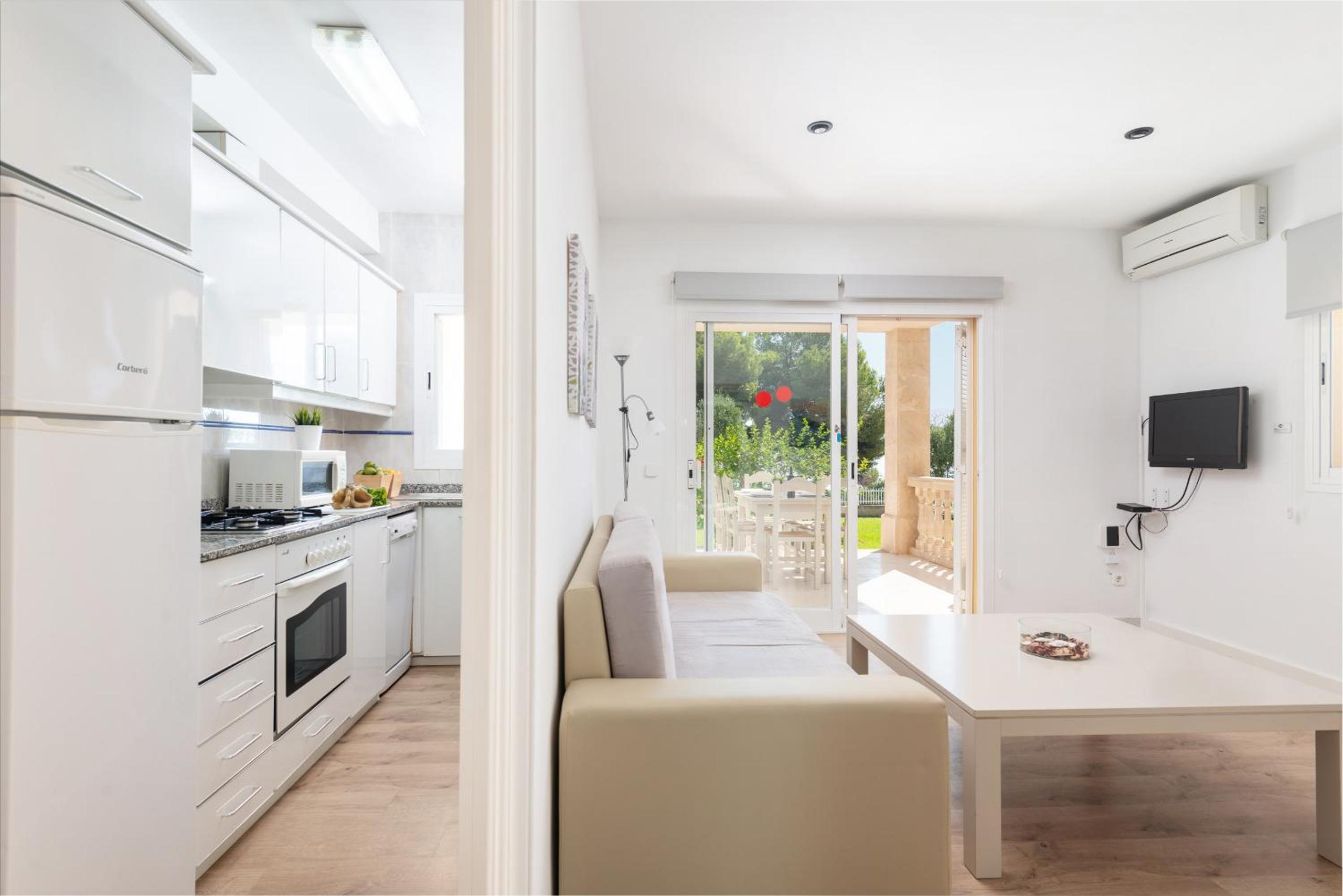 Apartment Countess Garden 3-2, Sun of the Bay 1B, at Alcudia Beach