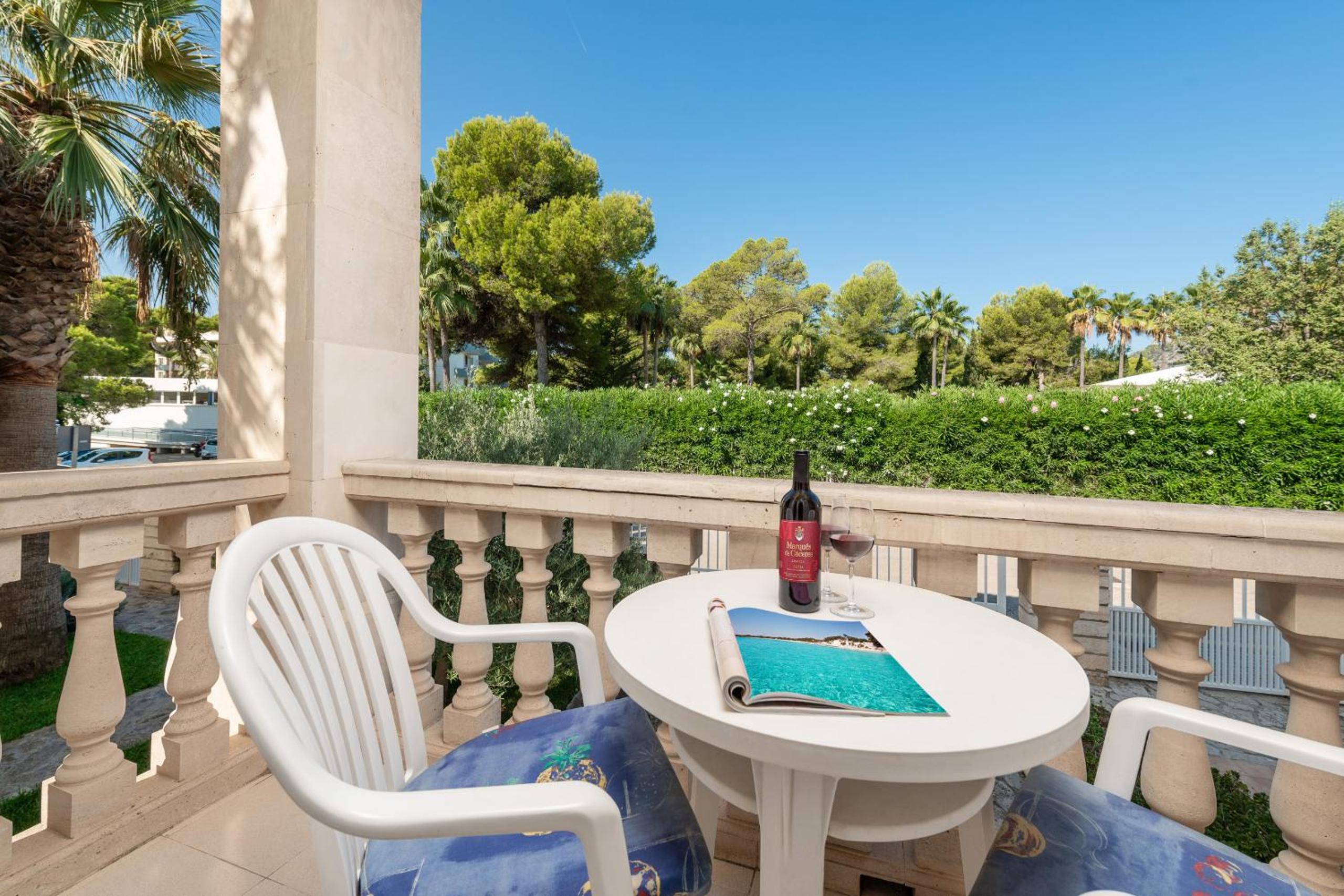 Apartment Countess Garden 3-2, Sun of the Bay 1B, at Alcudia Beach