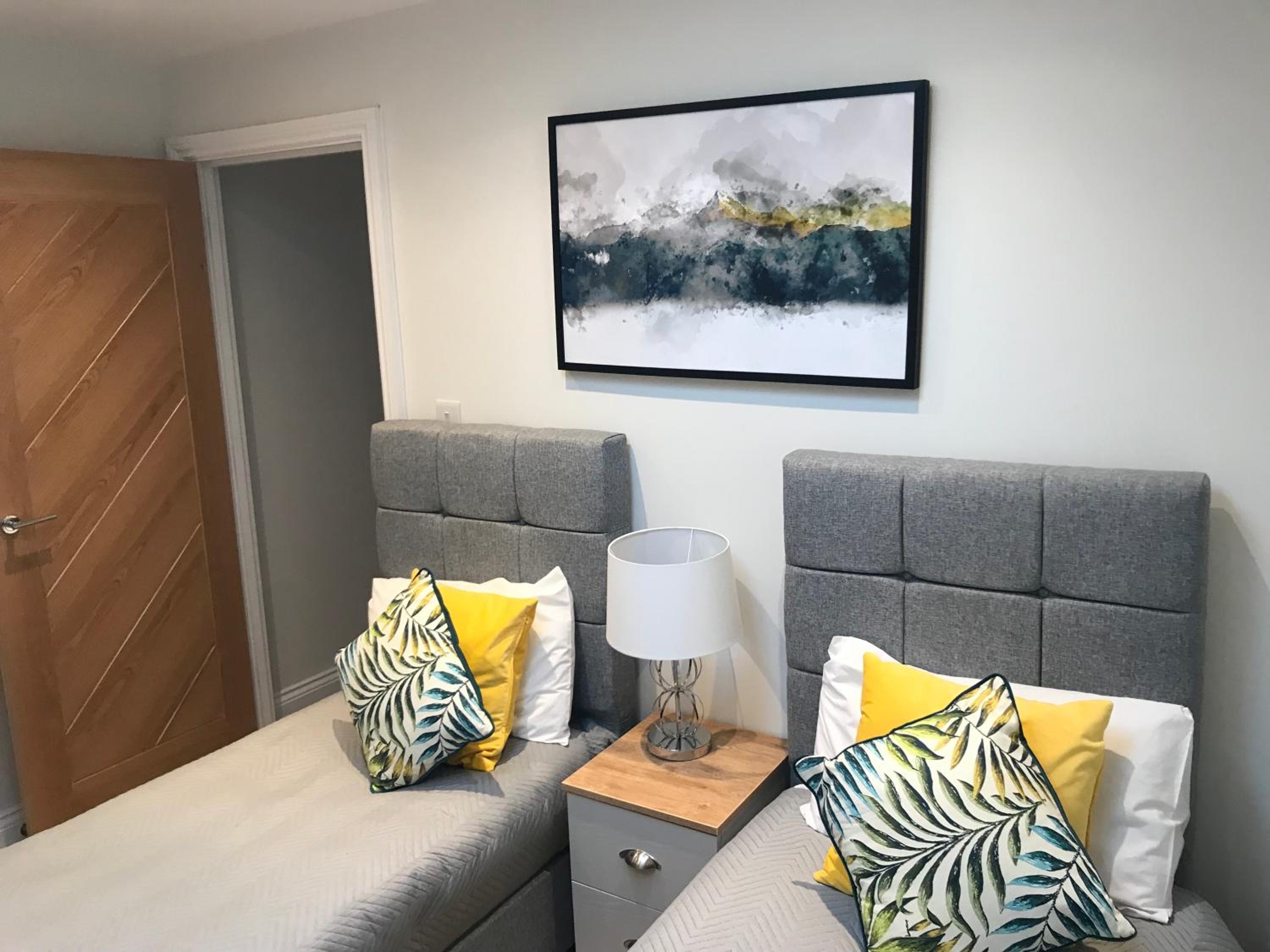 Heart of Henley 1 & 2 Bedroom Apartments view 5
