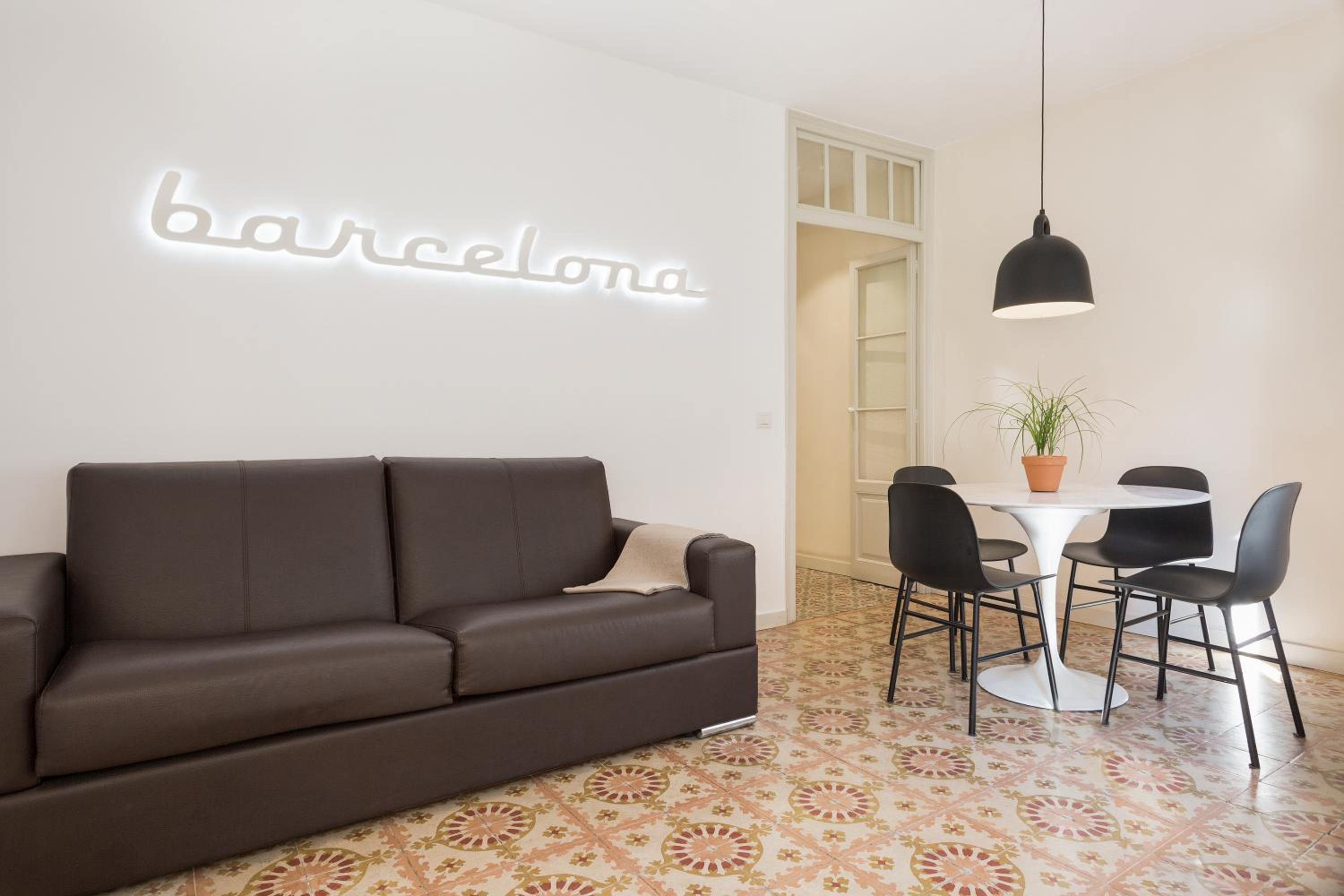 Ola Living Santa Anna
