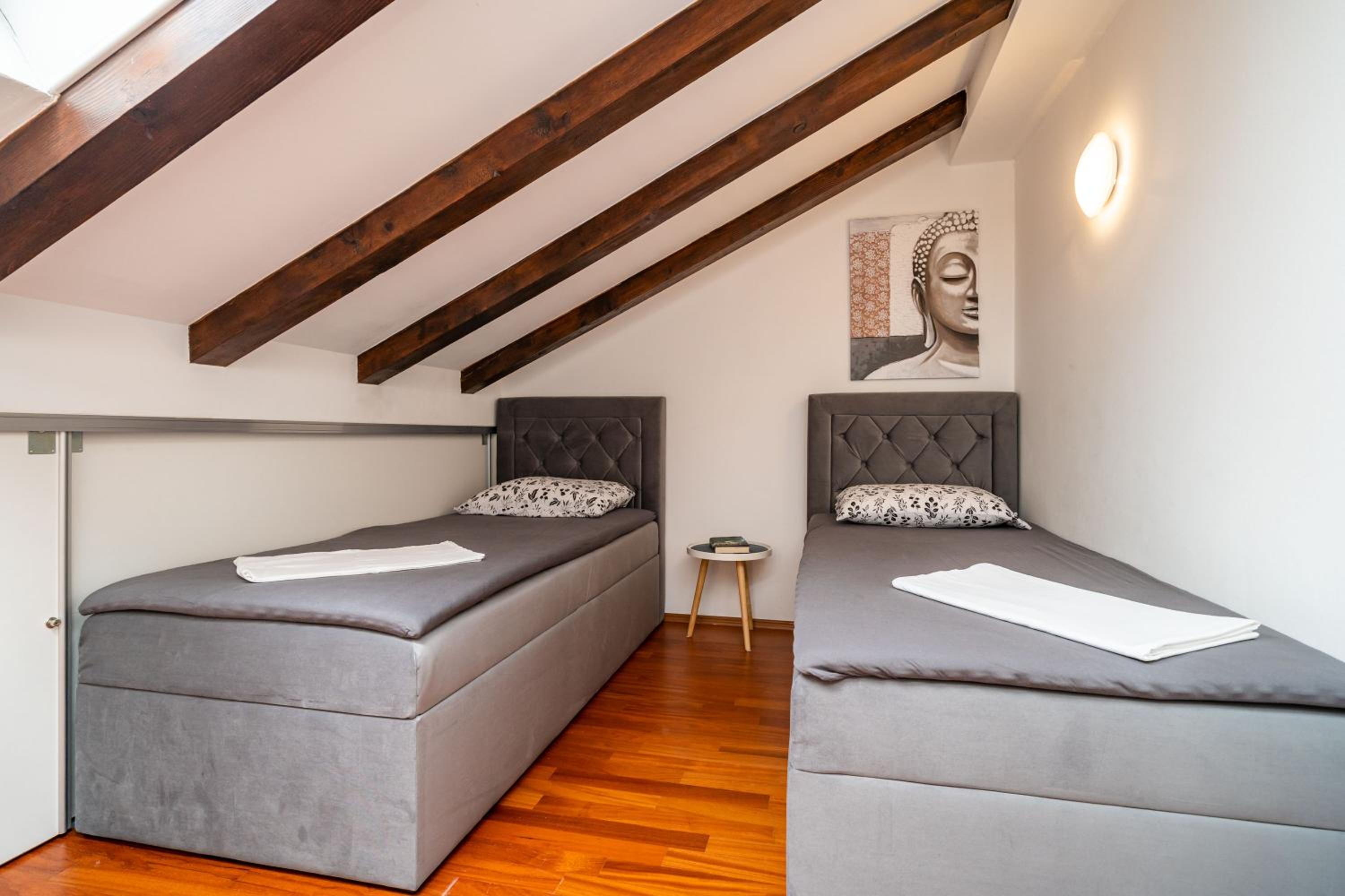 Villa Mikica - above Sunset beach