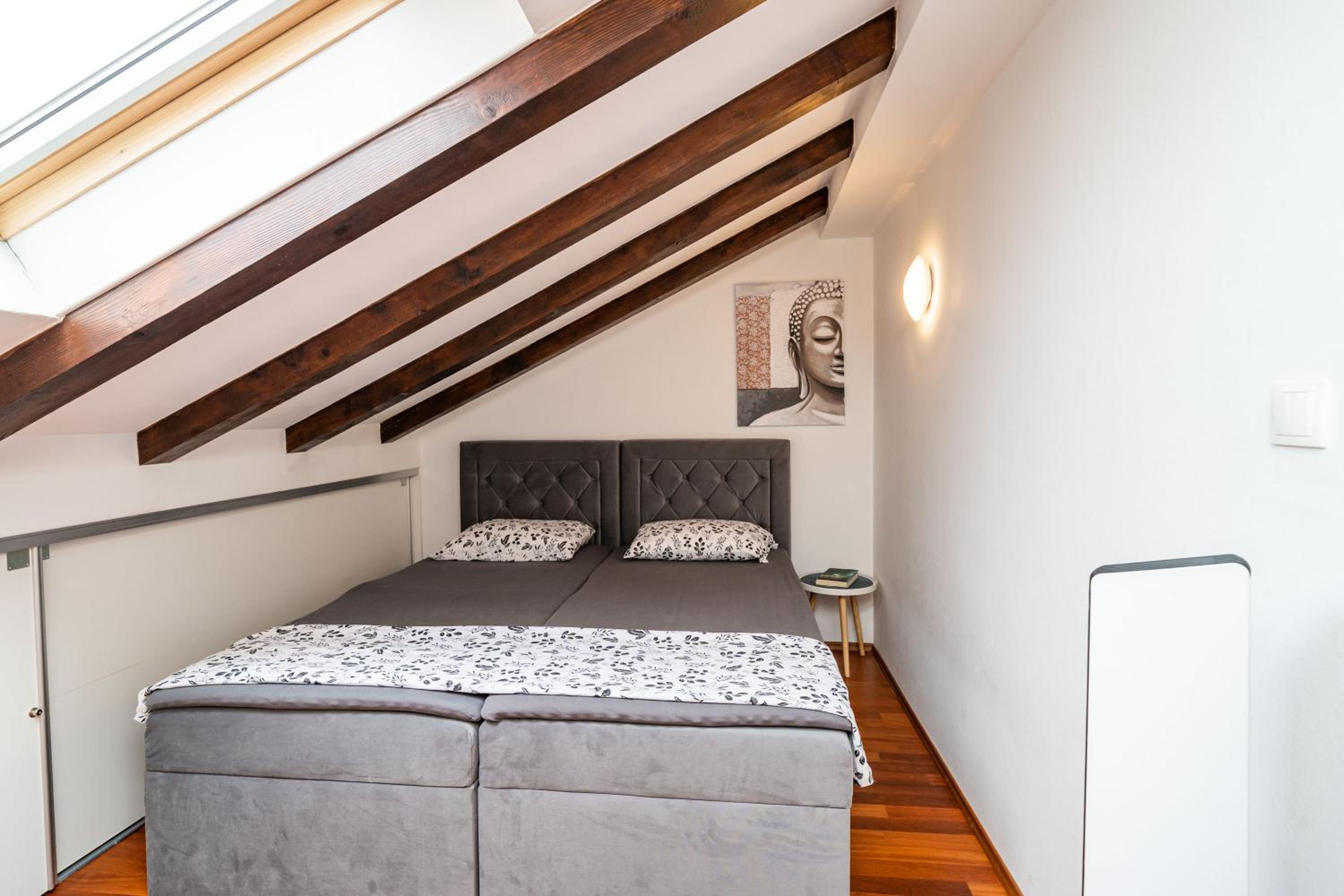 Villa Mikica - above Sunset beach