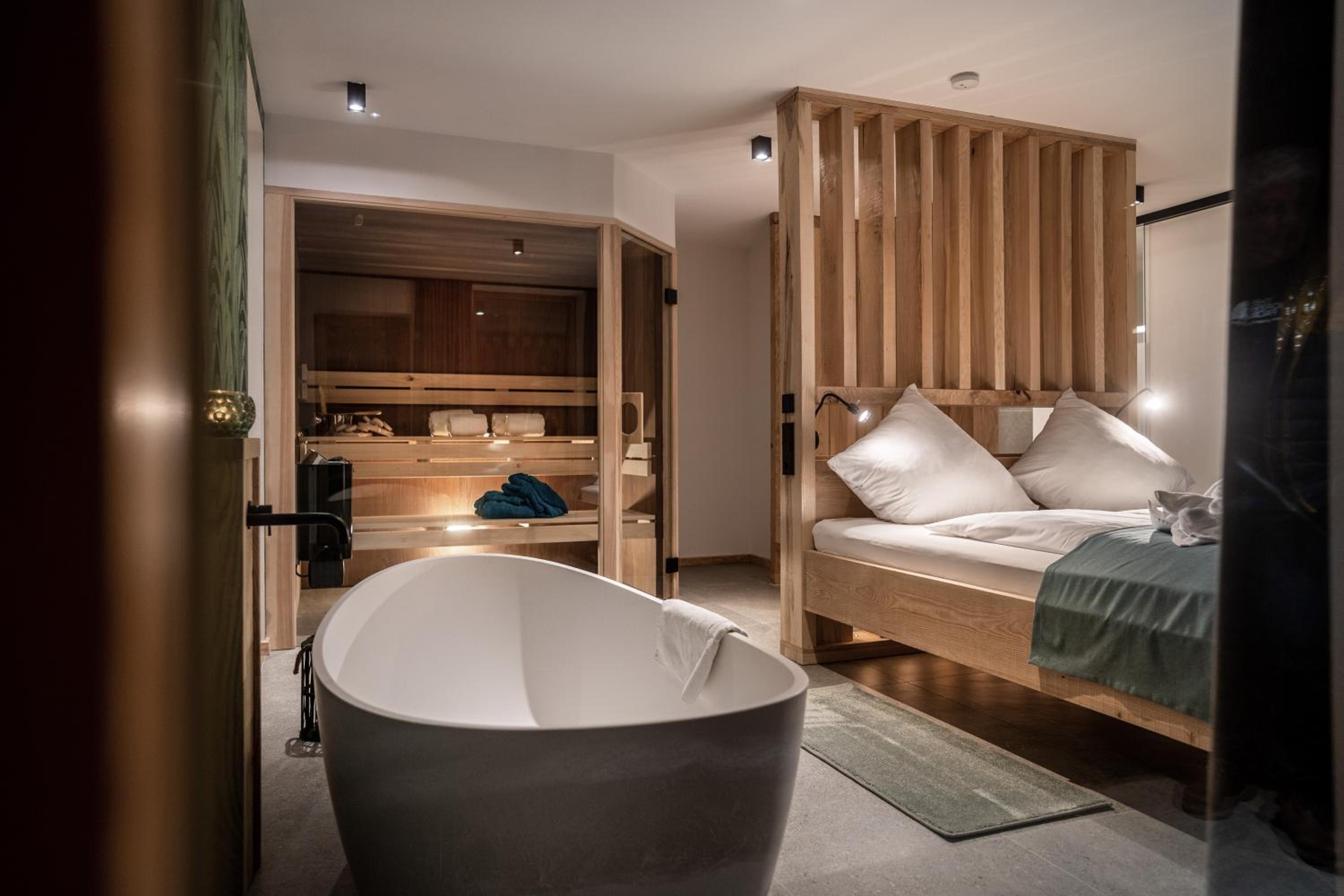 Forstgut - Premium Waldchalets und Lodge Suiten
