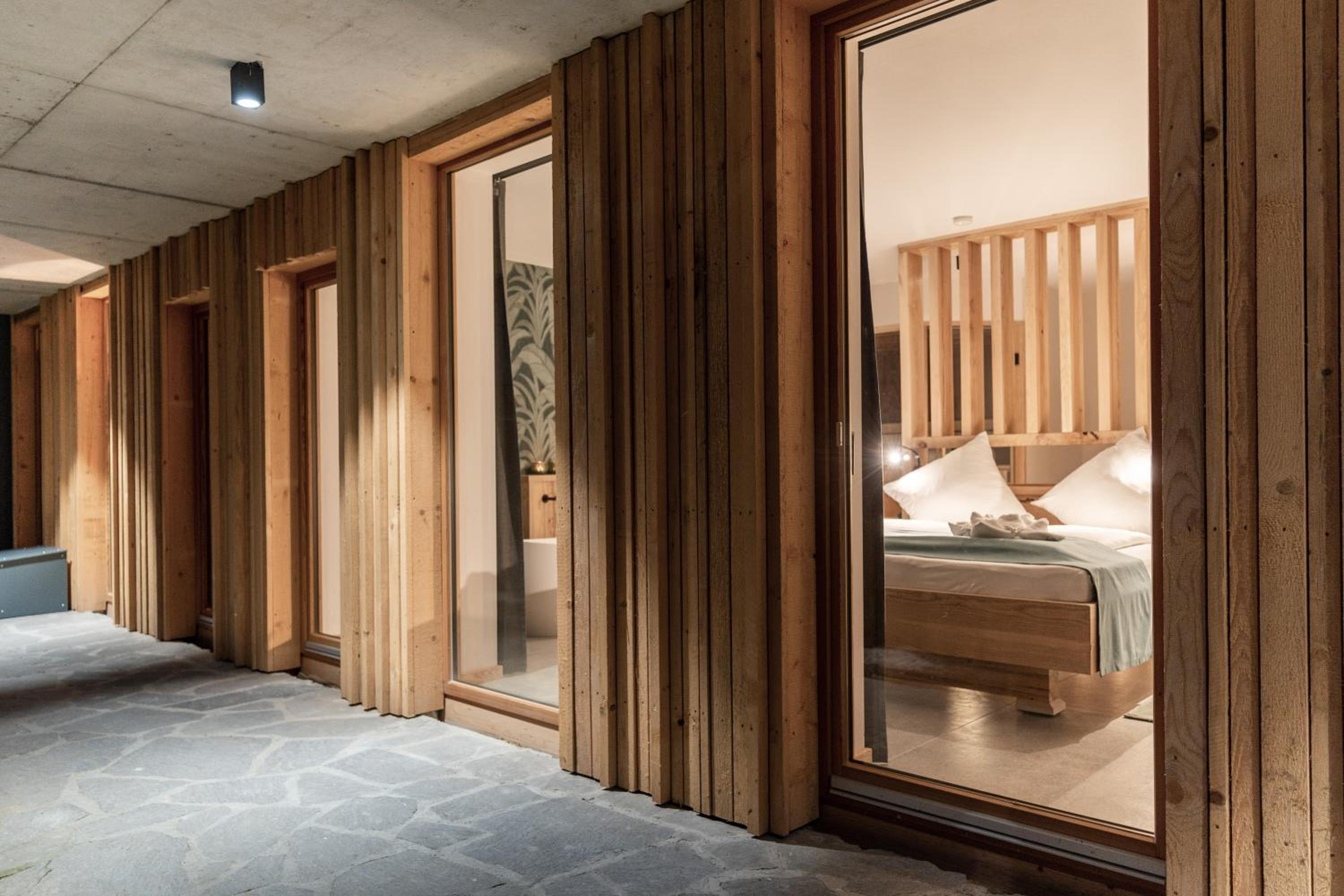 Forstgut - Premium Waldchalets und Lodge Suiten