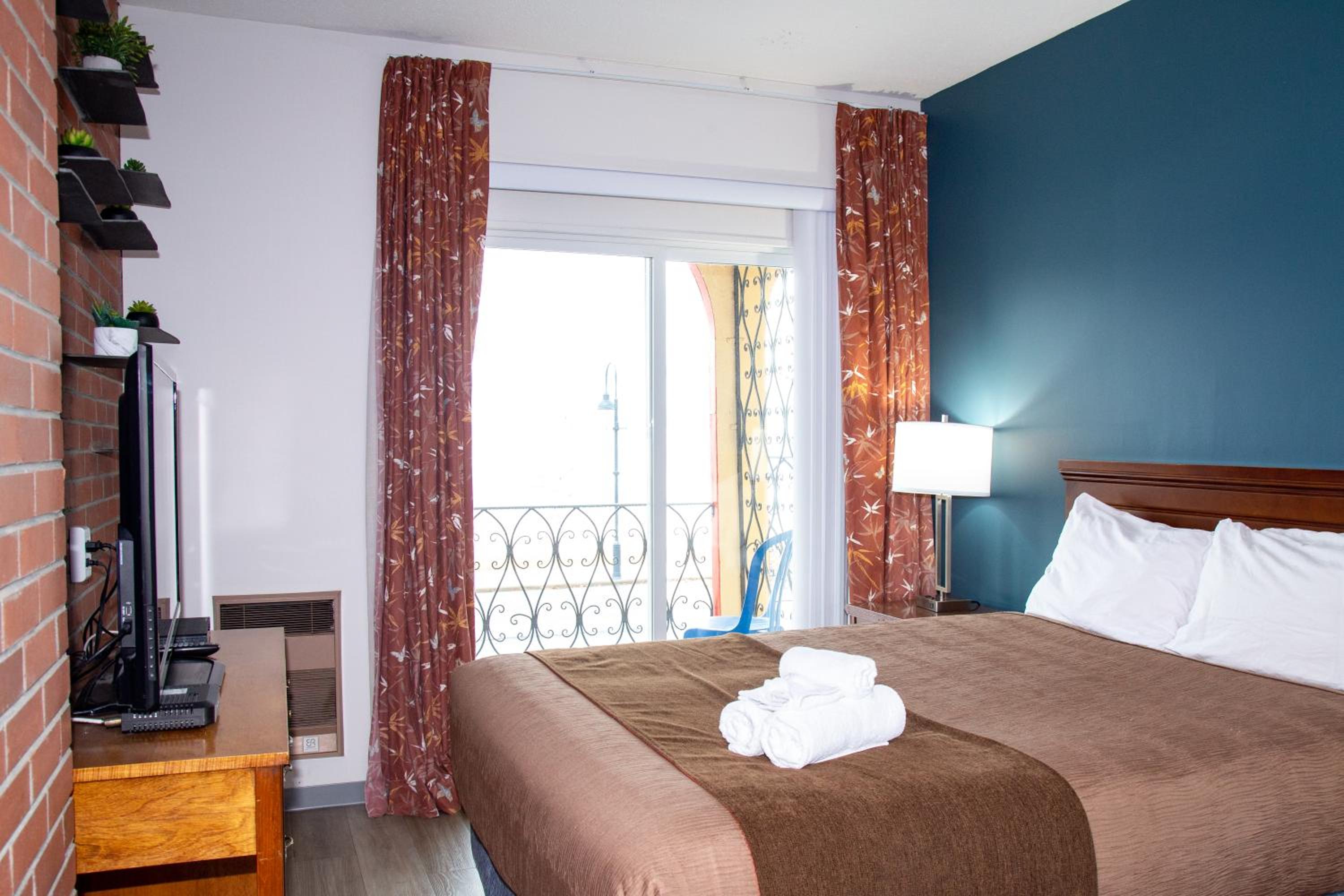 Spanish Villa Resort