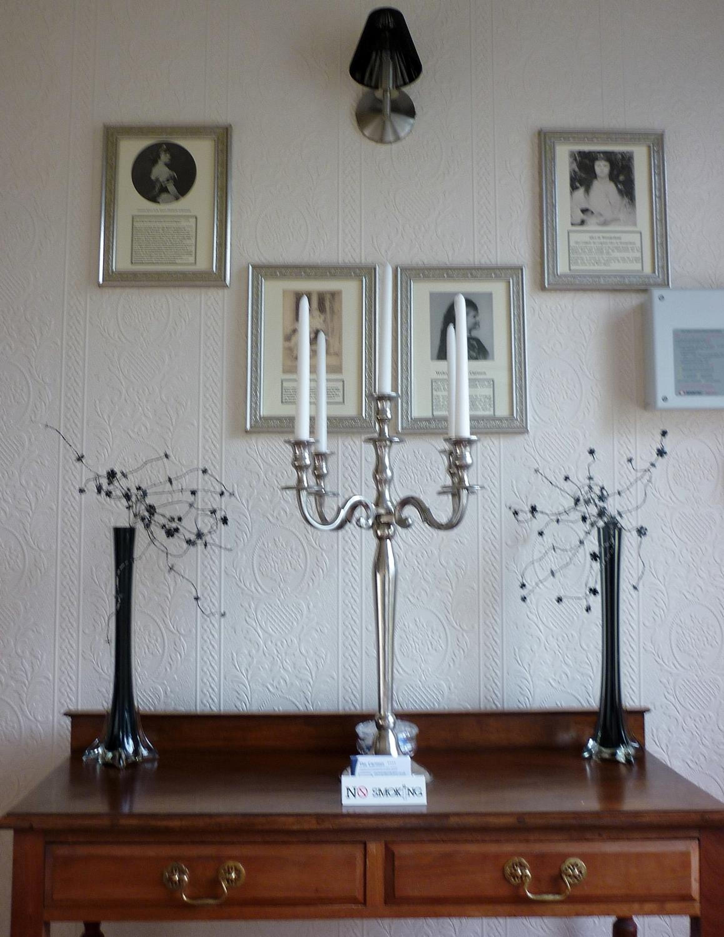 Photo 12