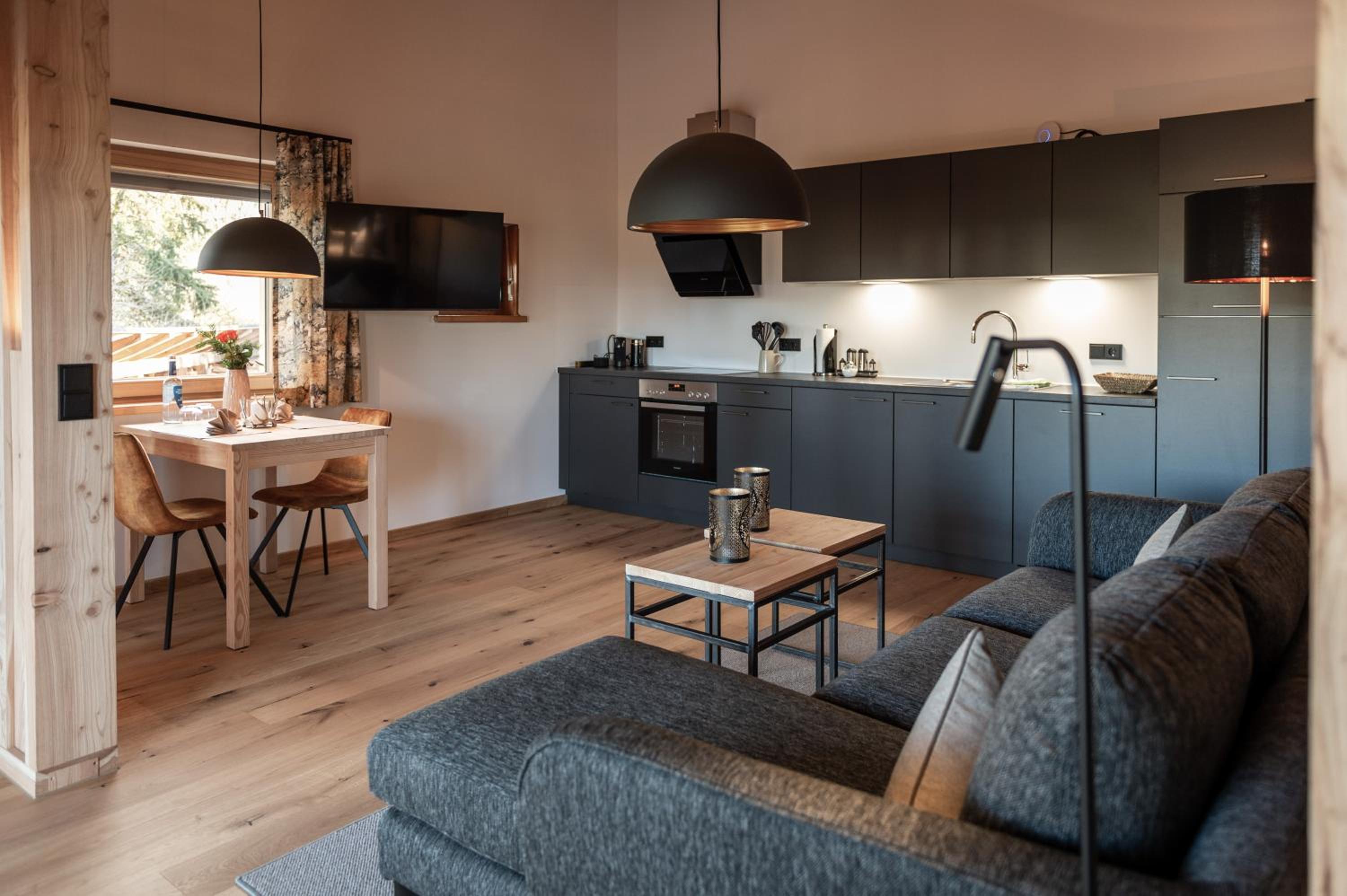 Forstgut - Premium Waldchalets und Lodge Suiten