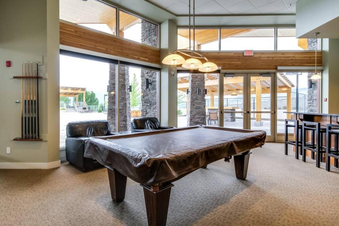 Top Floor Apartment at Amenity Rich Resort 406