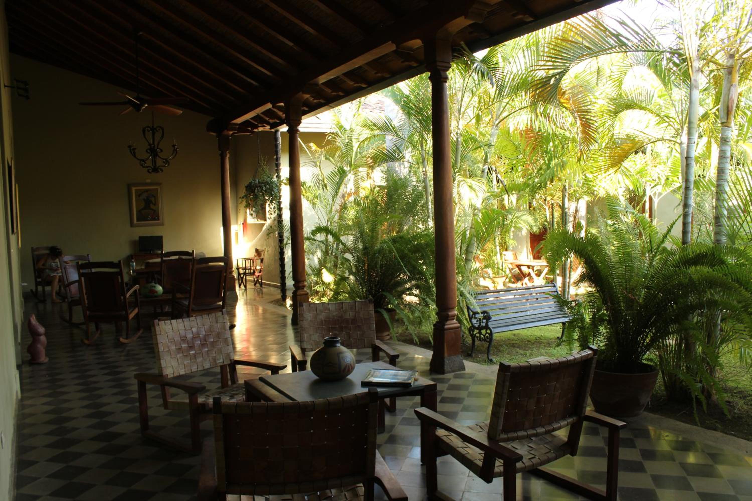 Hotel Colonial Victonella view 3