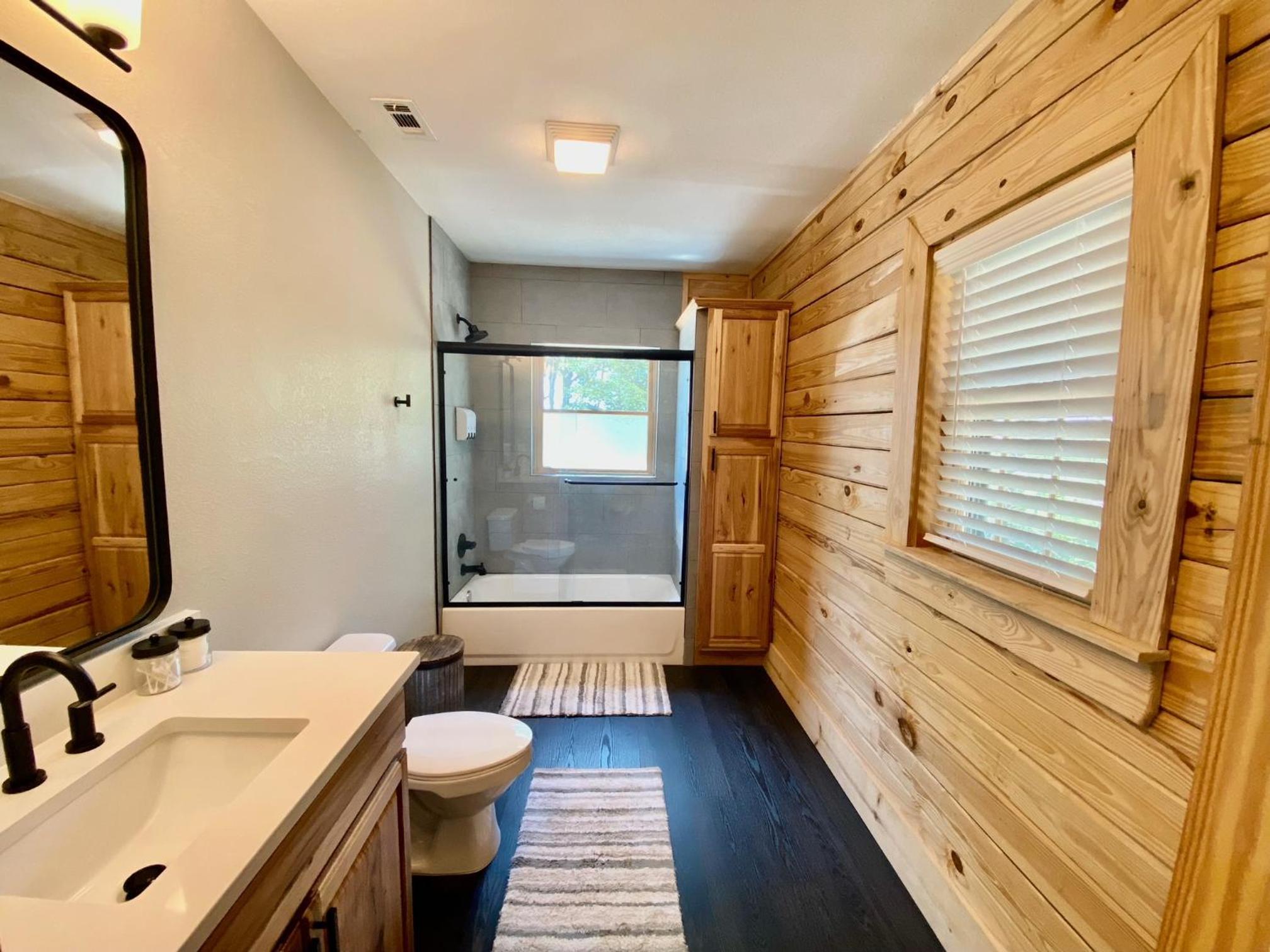 Cabin at Chitt's Creek view 4