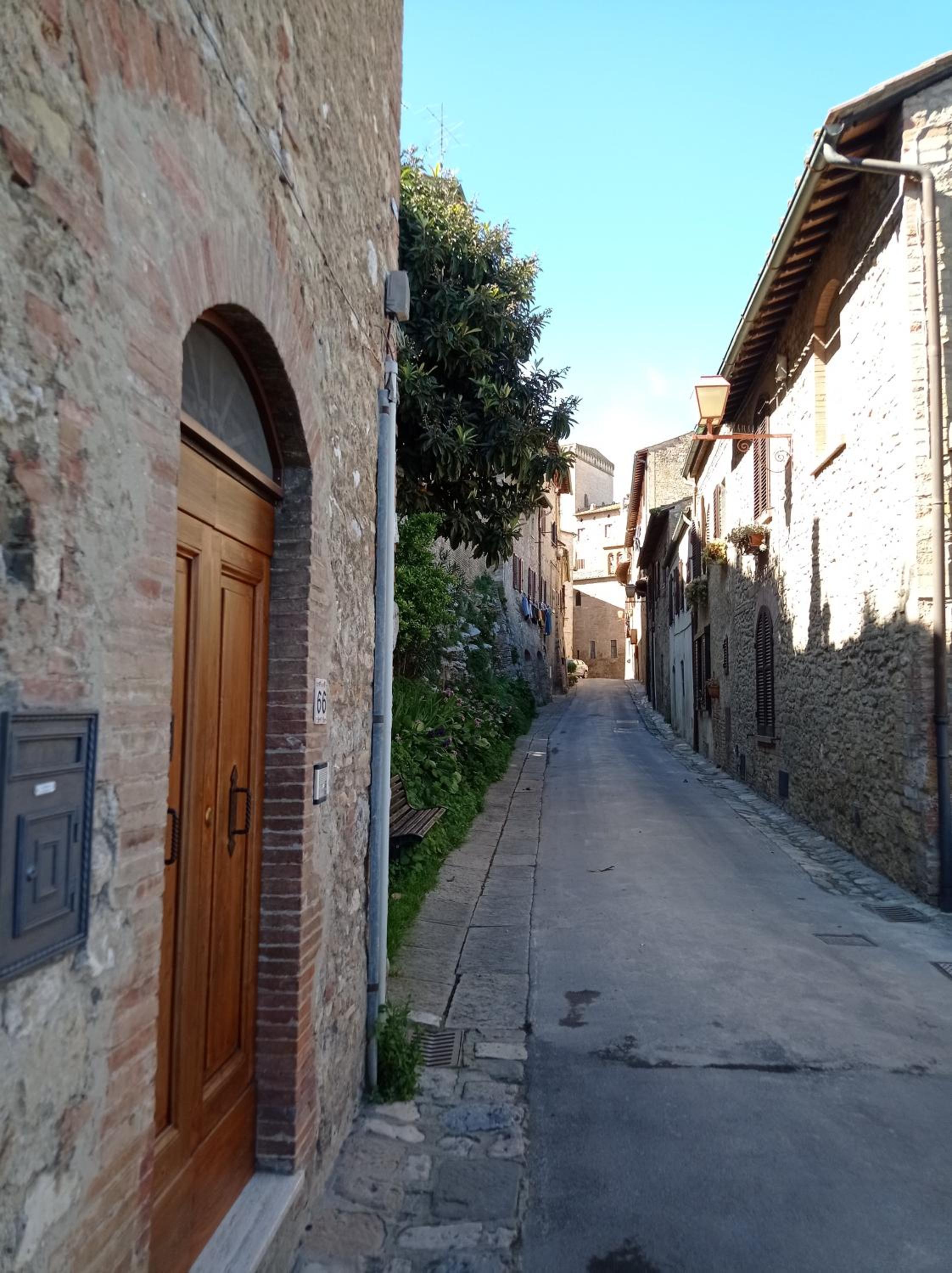 La Casa dei Ricordi - garage auto e moto a 650 m