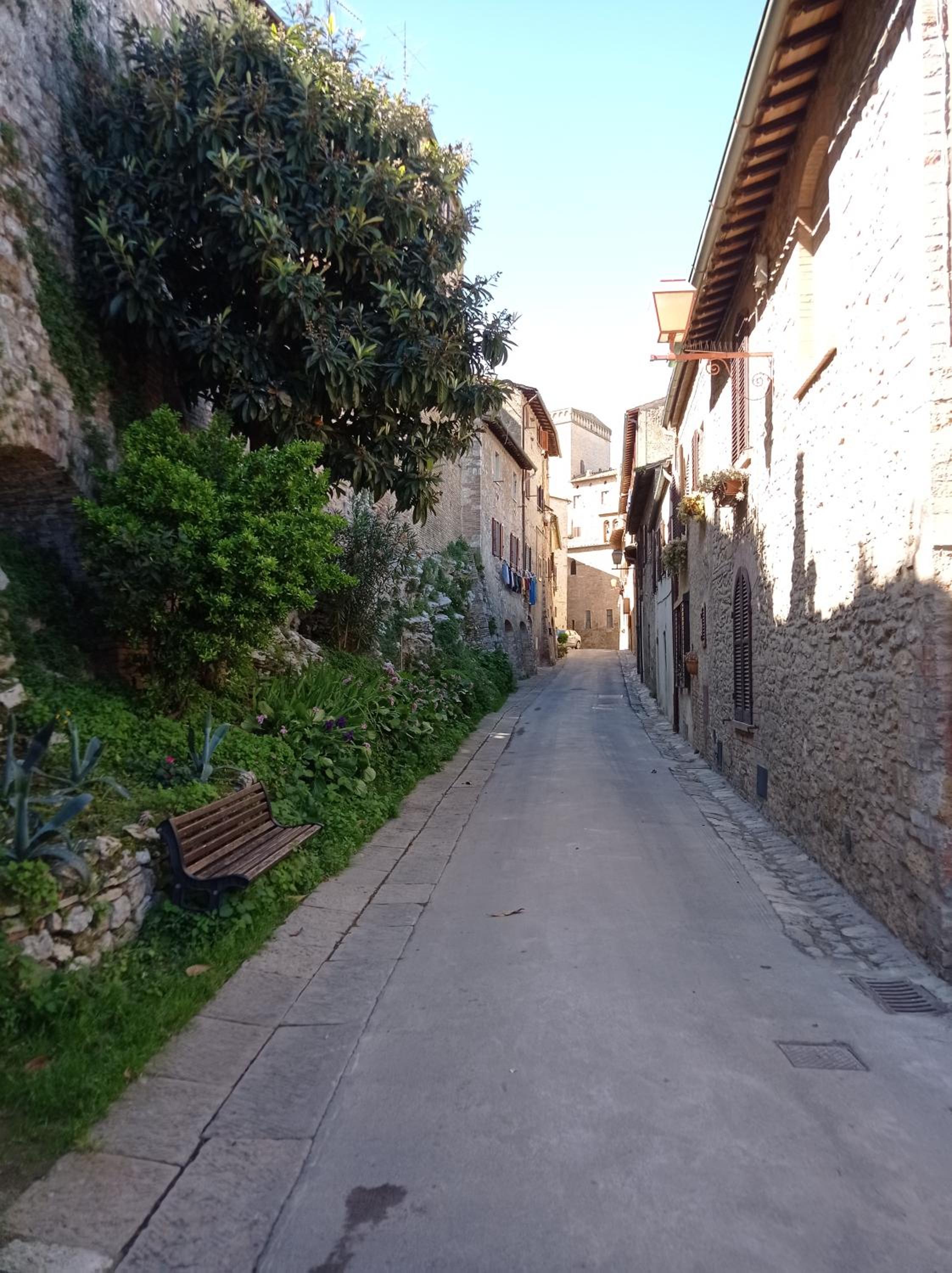La Casa dei Ricordi - garage auto e moto a 650 m