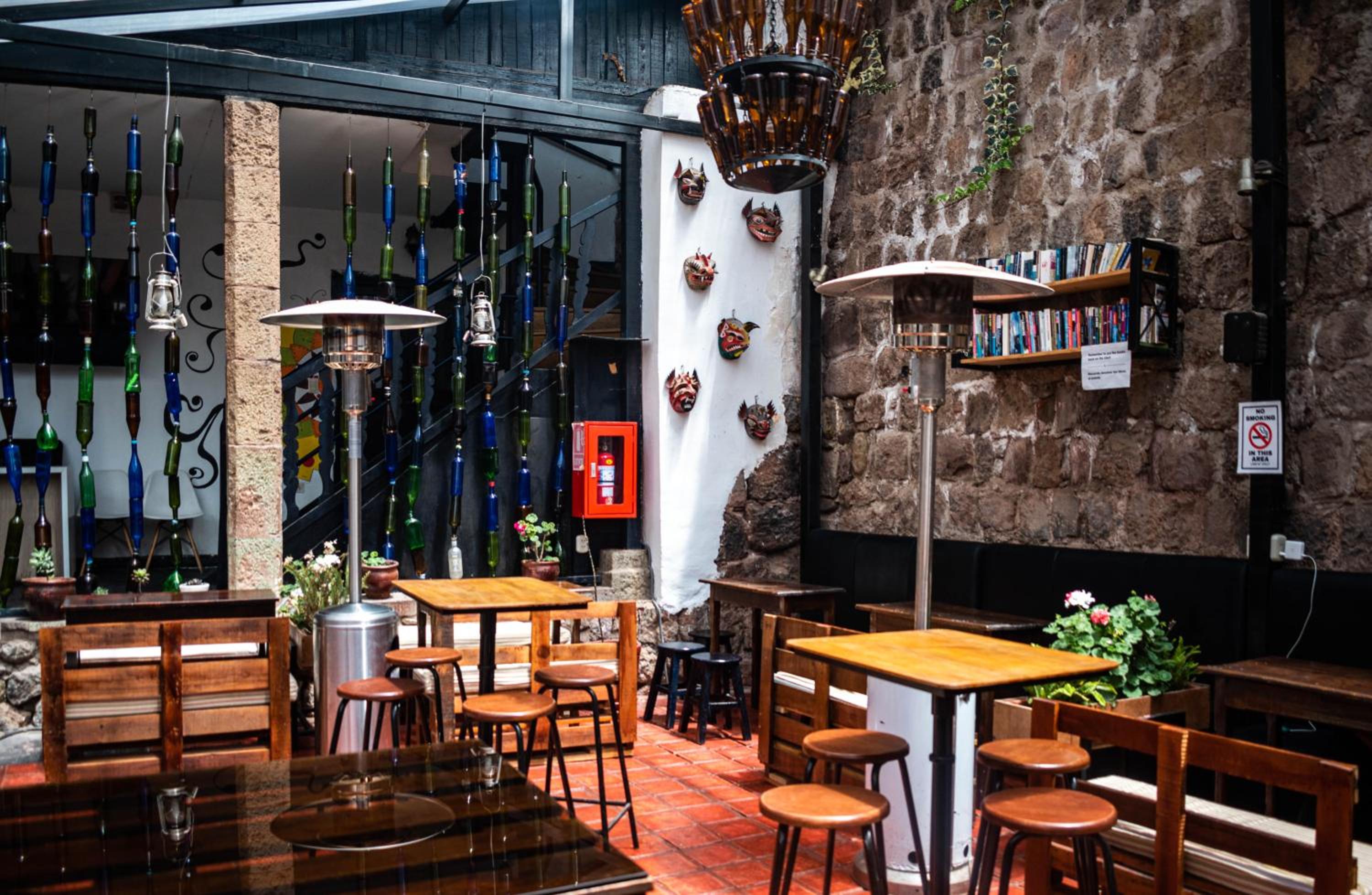 Intro Hostels Cusco