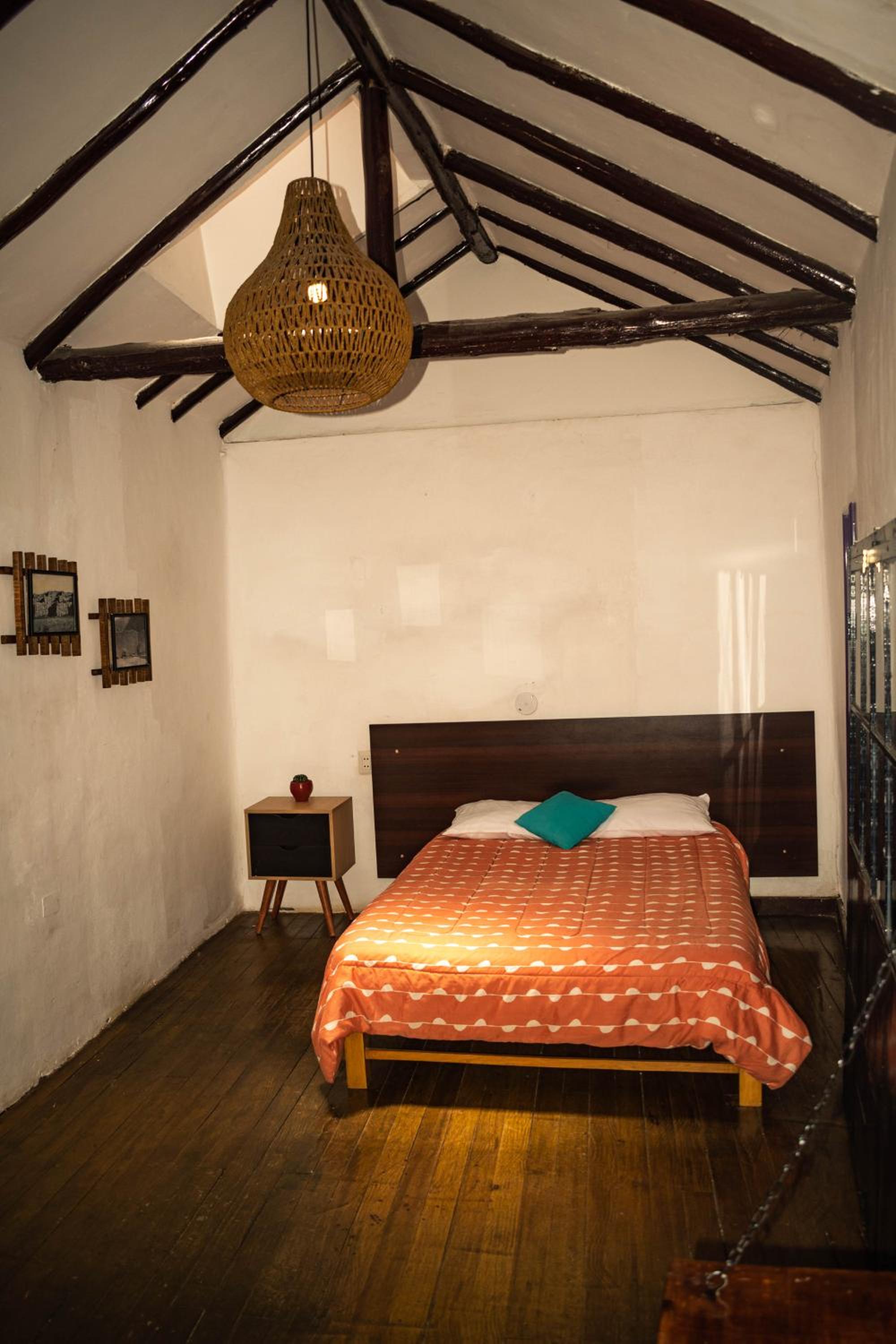 Intro Hostels Cusco