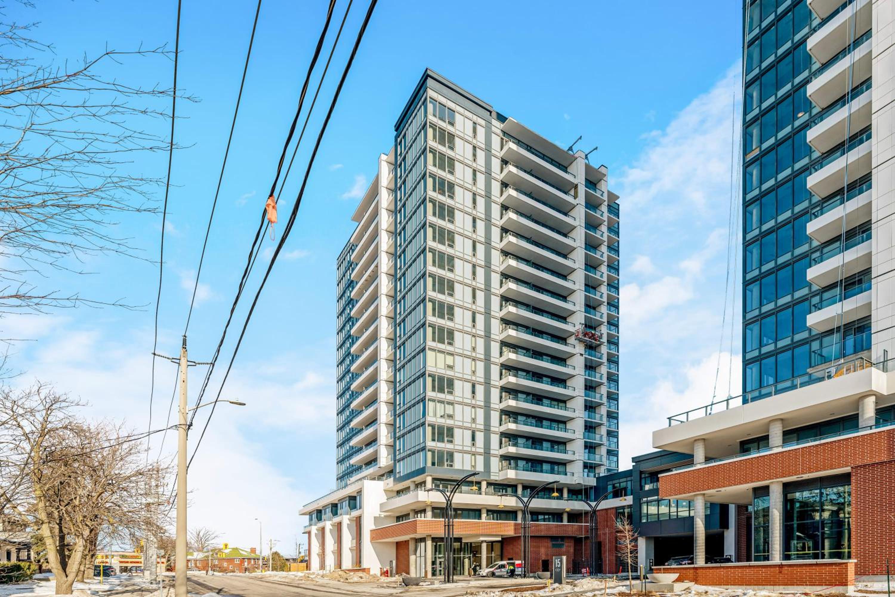 Chic & Spacious 2BR Condo - Sweeping Views