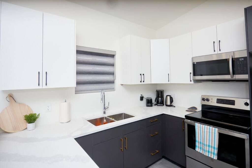 Comfortable home near airport