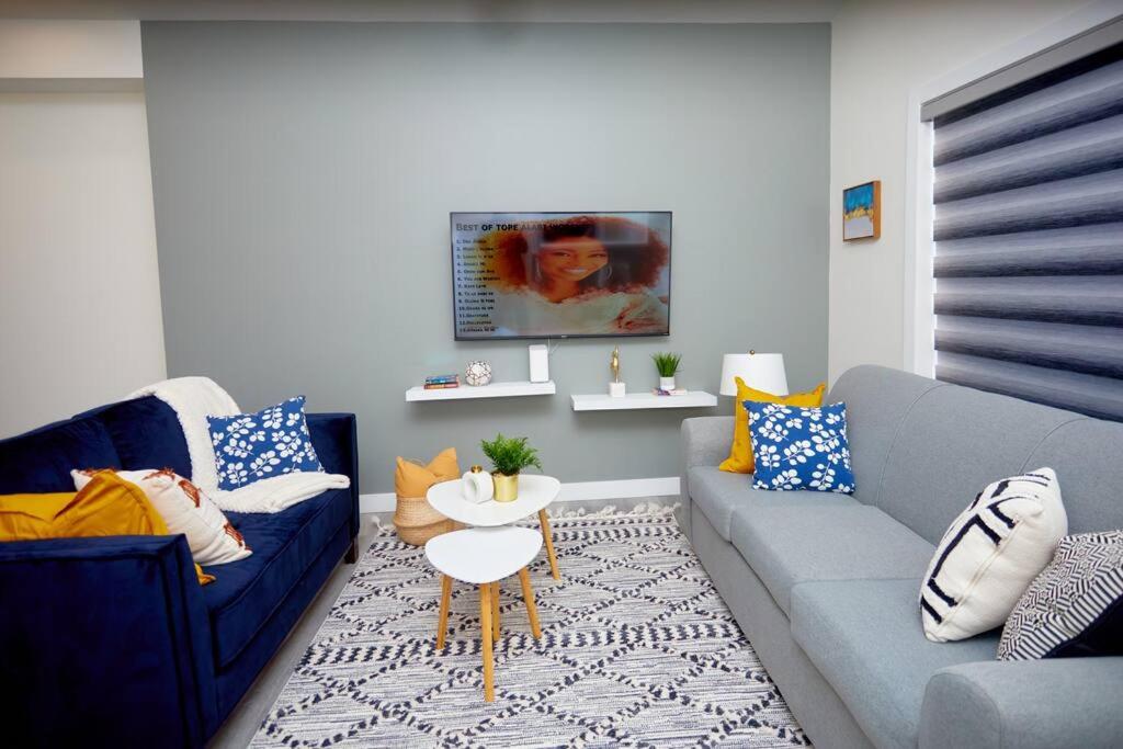 Comfortable home near airport