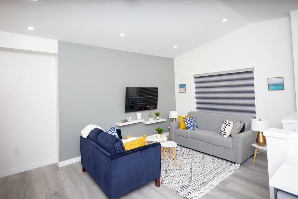 Comfortable home near airport