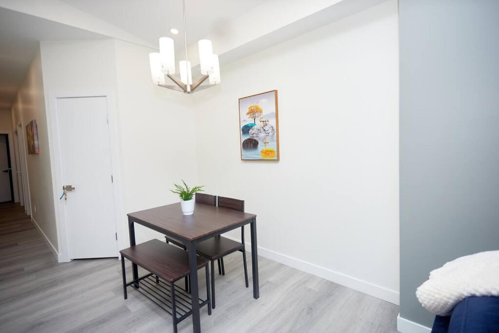 Comfortable home near airport