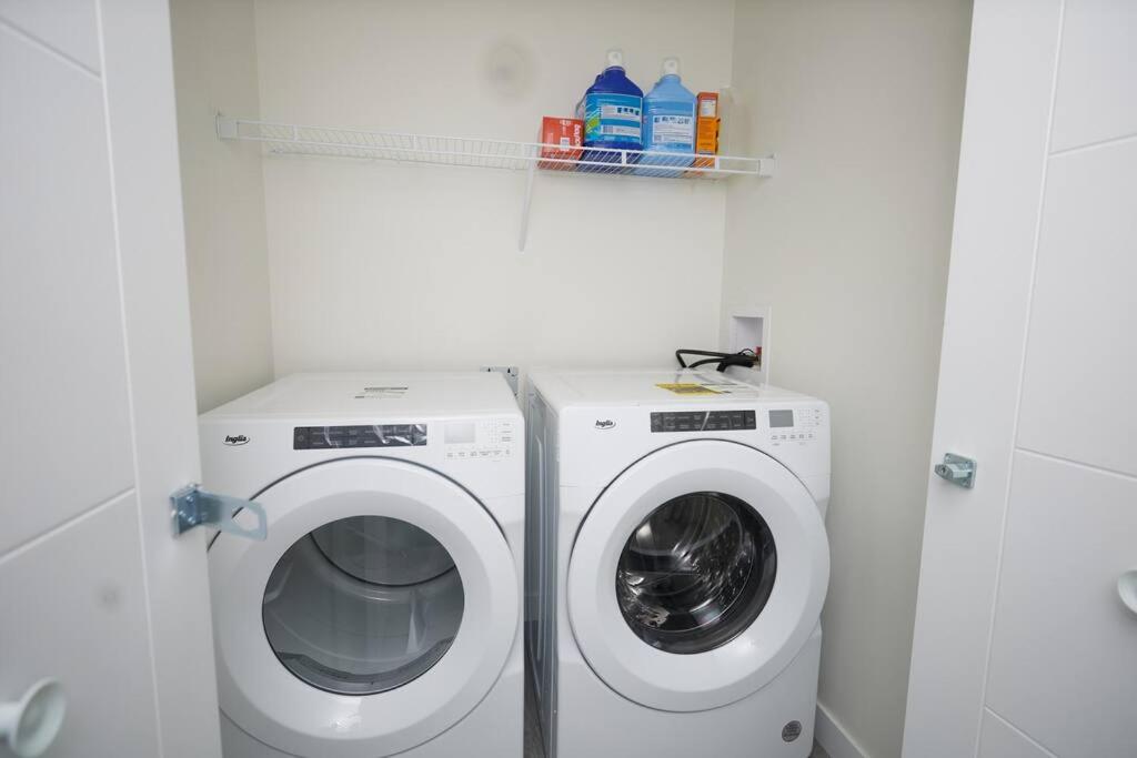 Comfortable home near airport