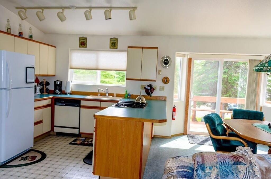 Klondike House