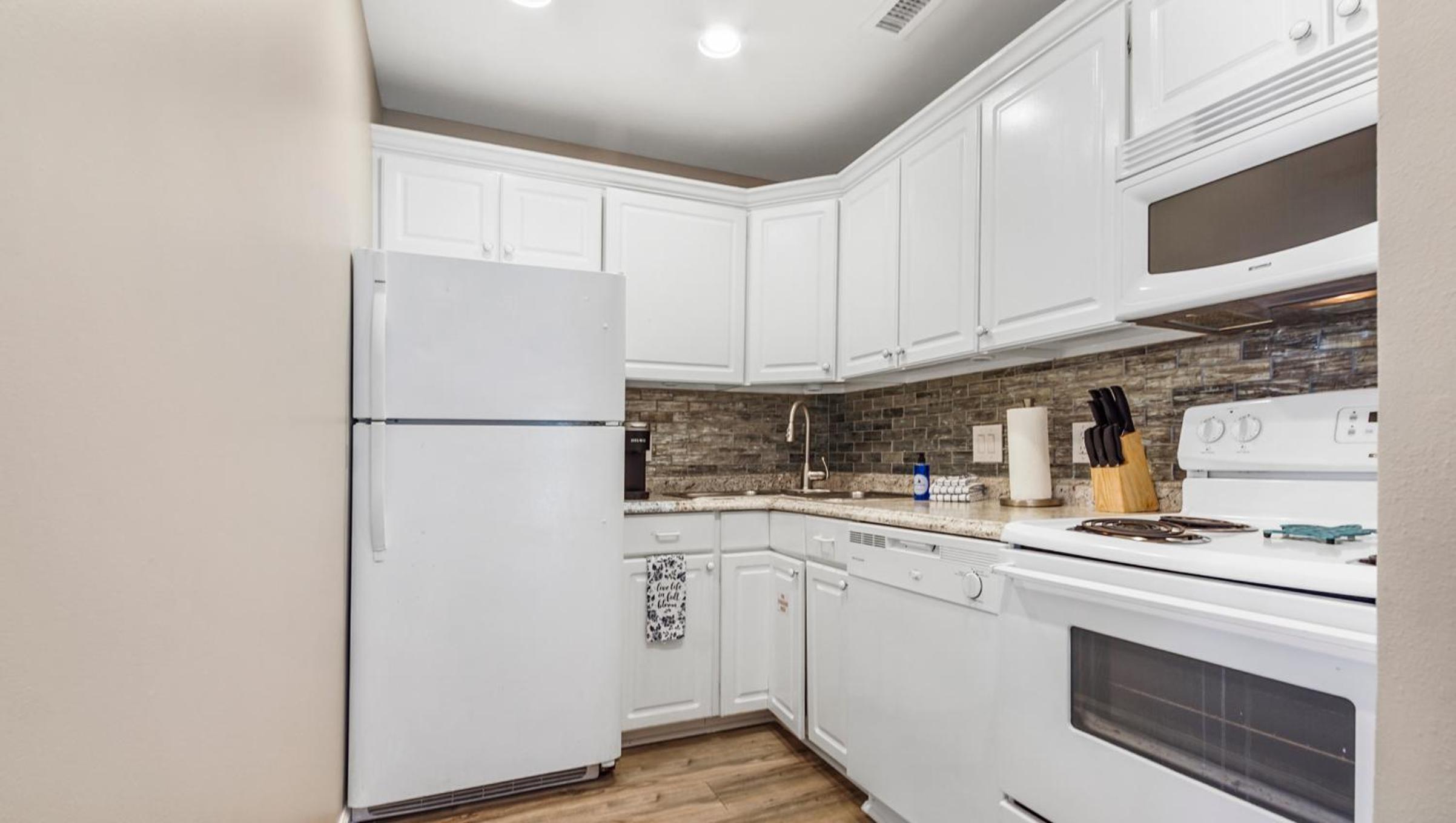 Beach Expectations at Horizon South #25B by Nautical Properties Vacation Rentals view 3