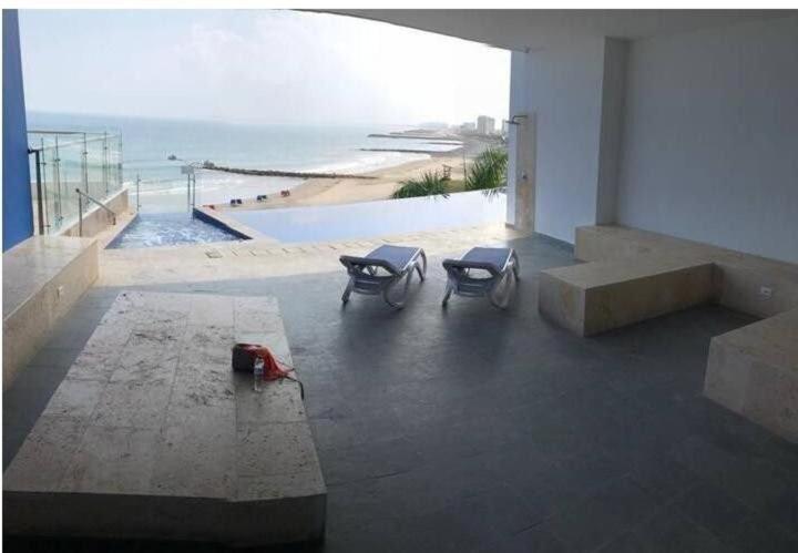 Frente al Mar home office 7B