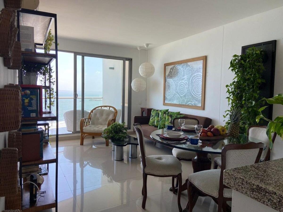 Frente al Mar home office 7B