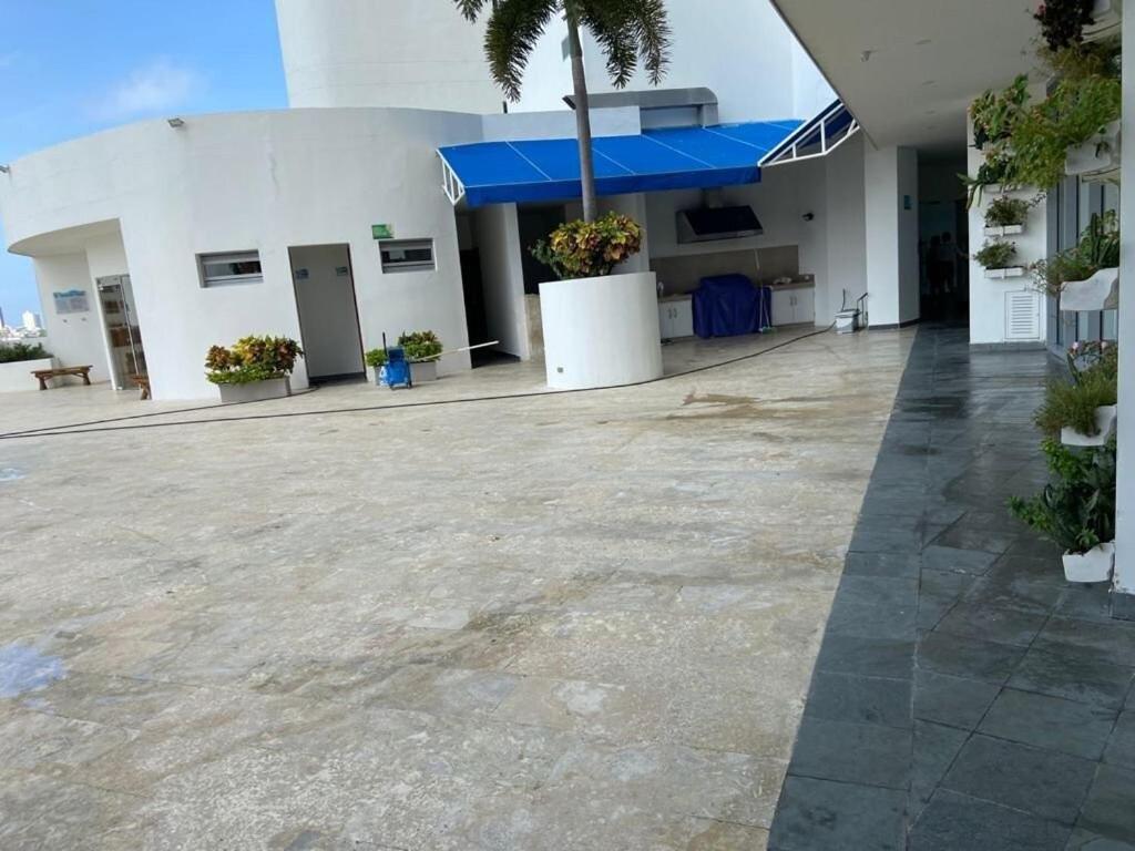Frente al Mar home office 7B