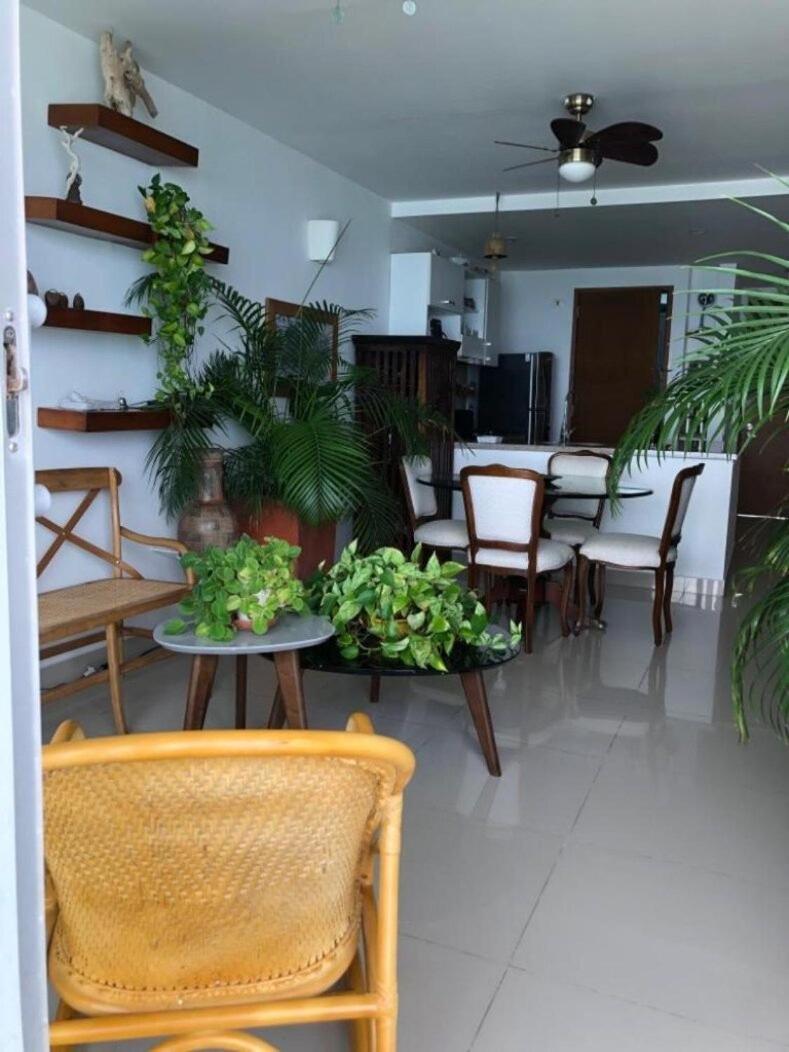 Frente al Mar home office 7B