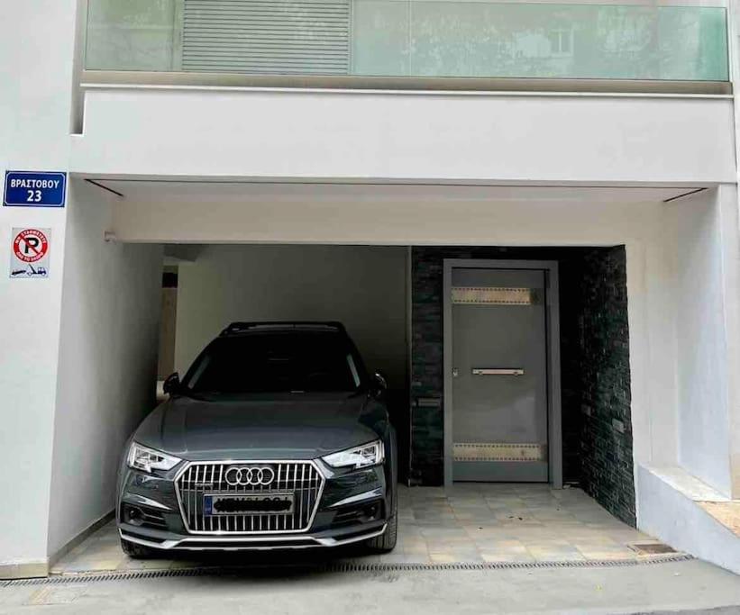 Evilion Maisonette in Athens