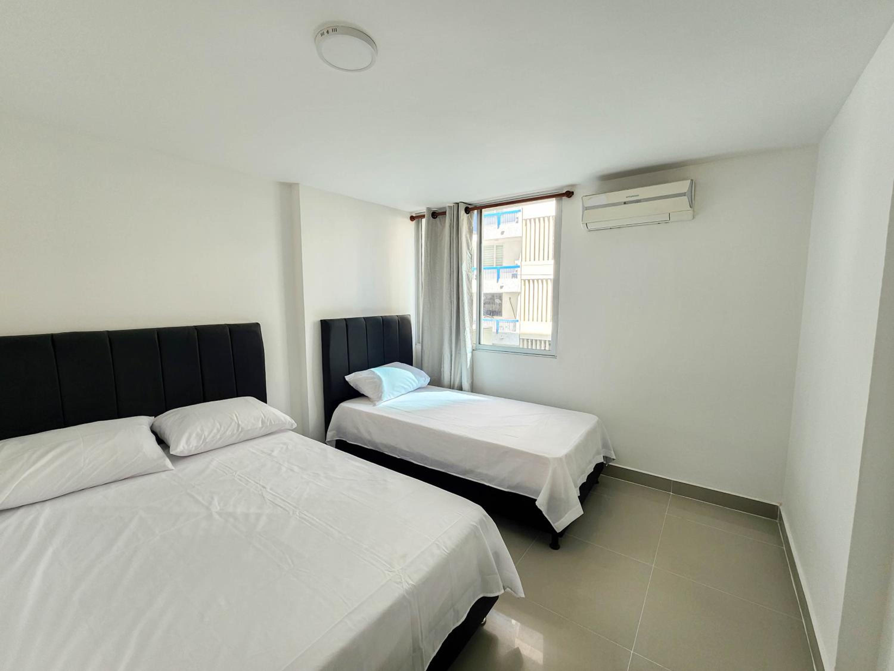 Apartamentos frente a la playa Palanoa Rodadero - By Bedviajes