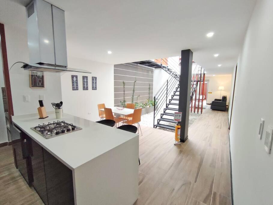 Increíble apartamento dúplex en San Vicente – Cali