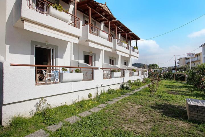 Bekiri's Studios view 5