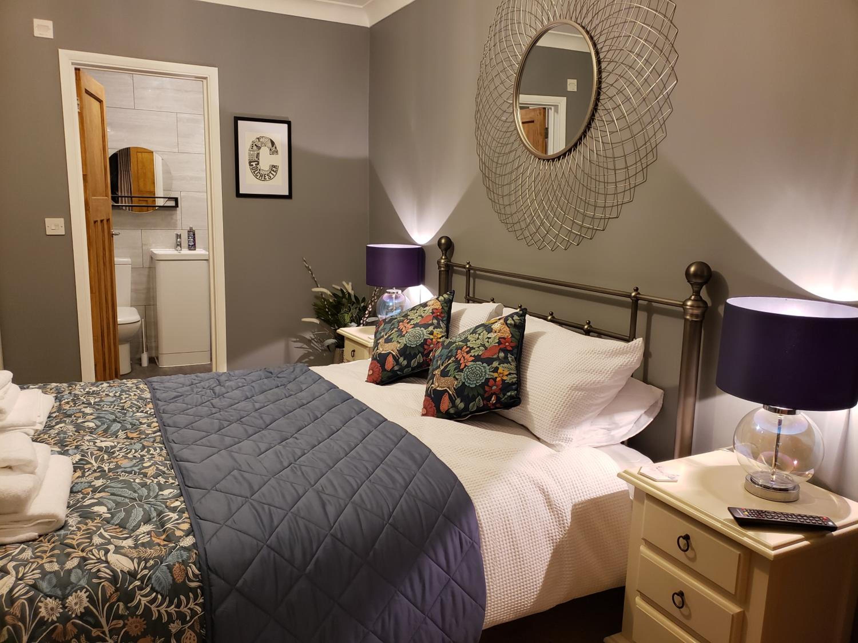 Luxury Self-Catering and Sauna - Oaks Rest view 4
