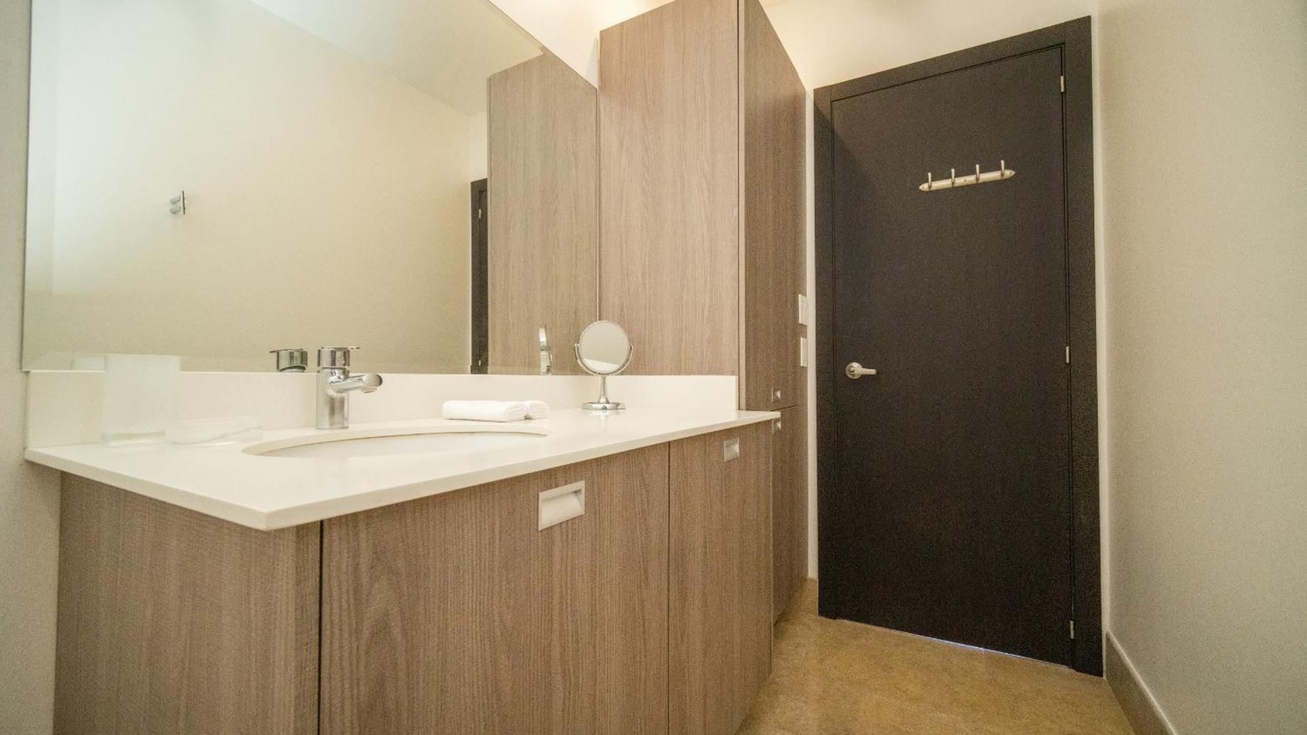 Roble Sabana 105 Luxury Apartment - Reserva Conchal