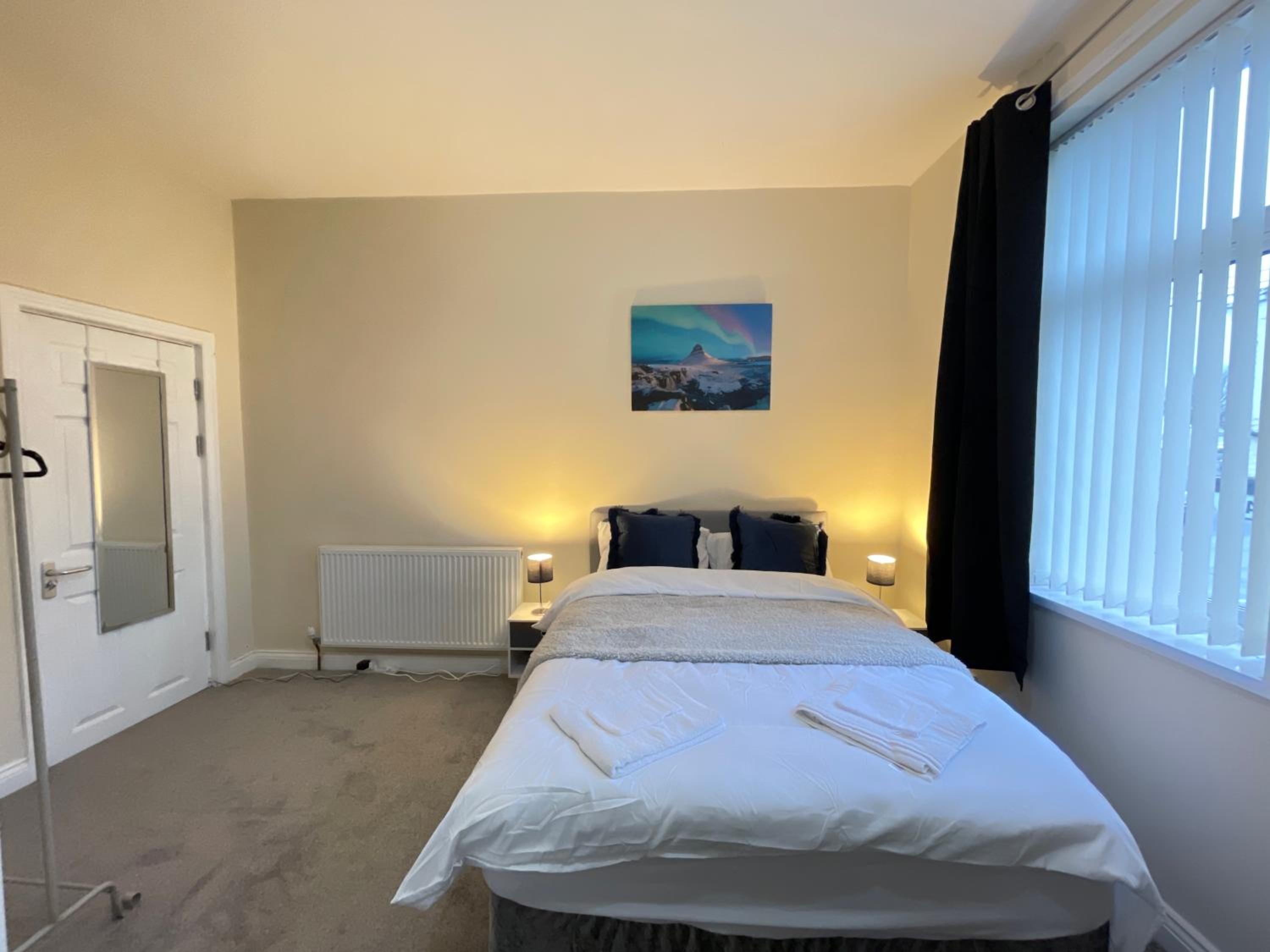 Fogs Property - Darlington City Apartments view 2