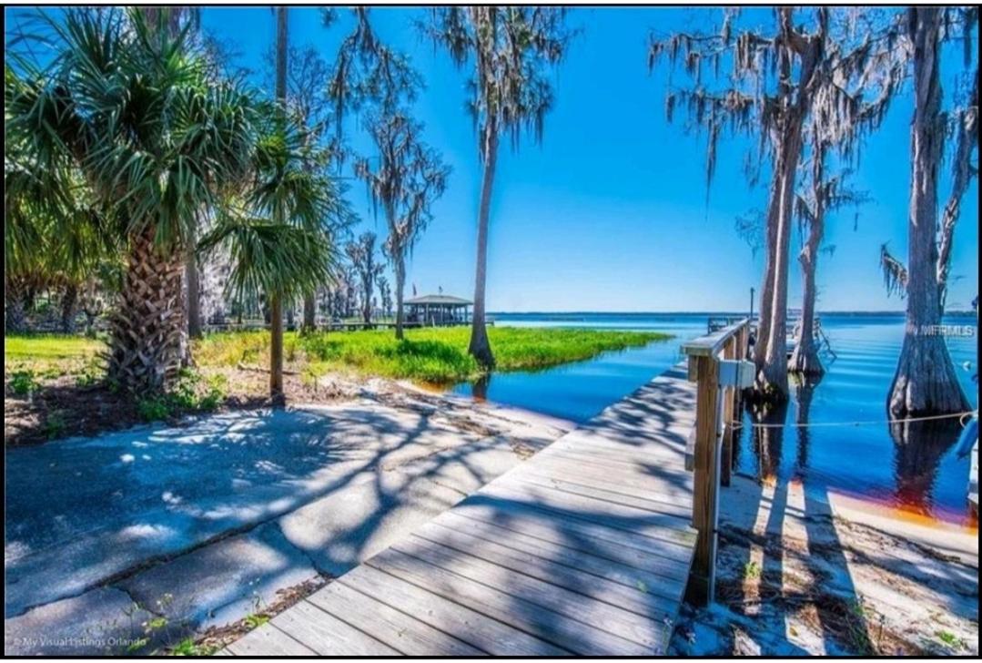 Beautiful cottage near Lake Louisa & mins from Disney, Vehicle Rental Available view 4