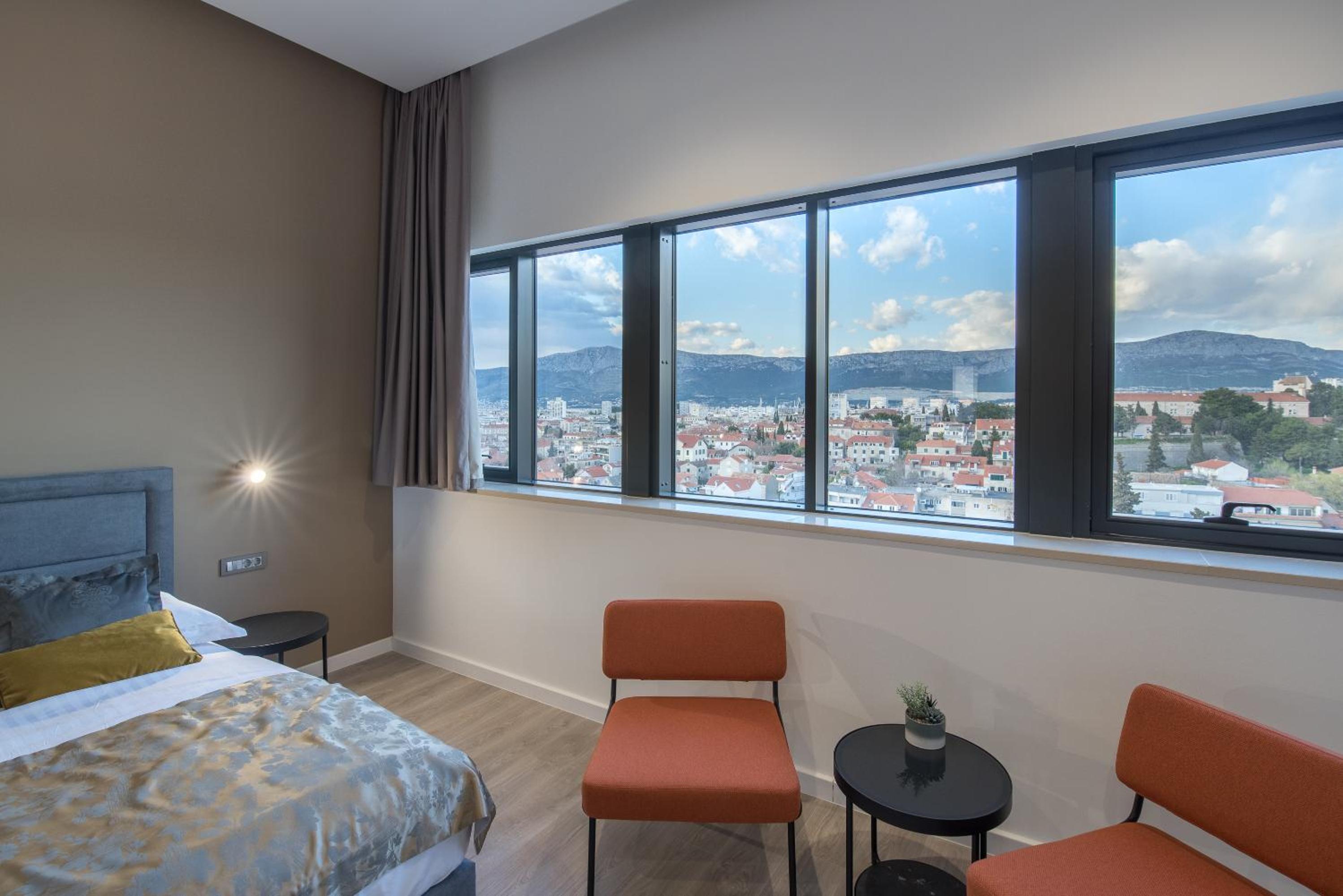 Seascape Luxury Rooms