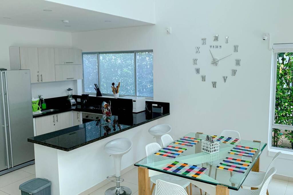 Condo Apulo - Hermosa casa - Jacuzzi y Piscina privados - WiFi