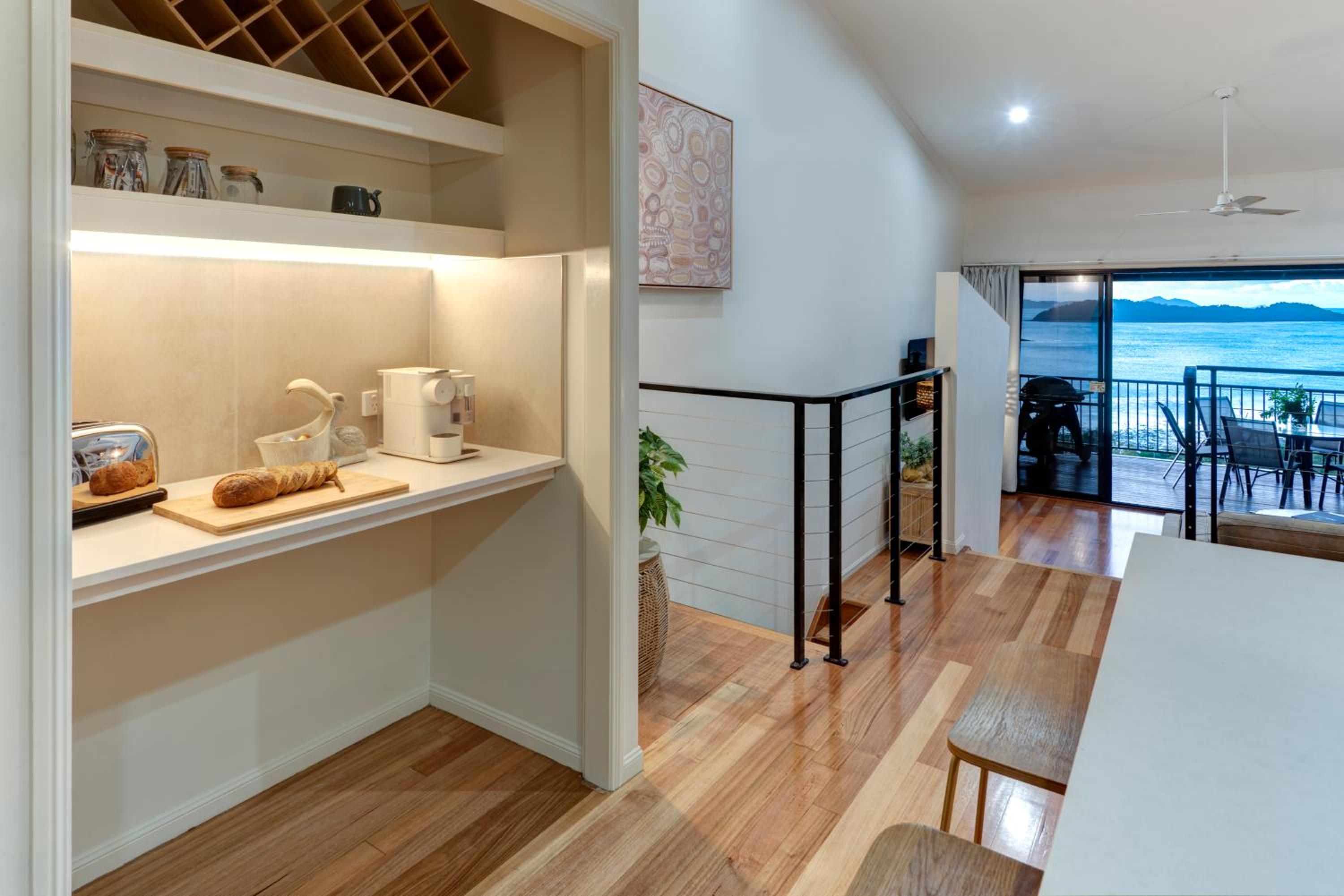 Panorama Apartments on Hamilton Island by HIHA