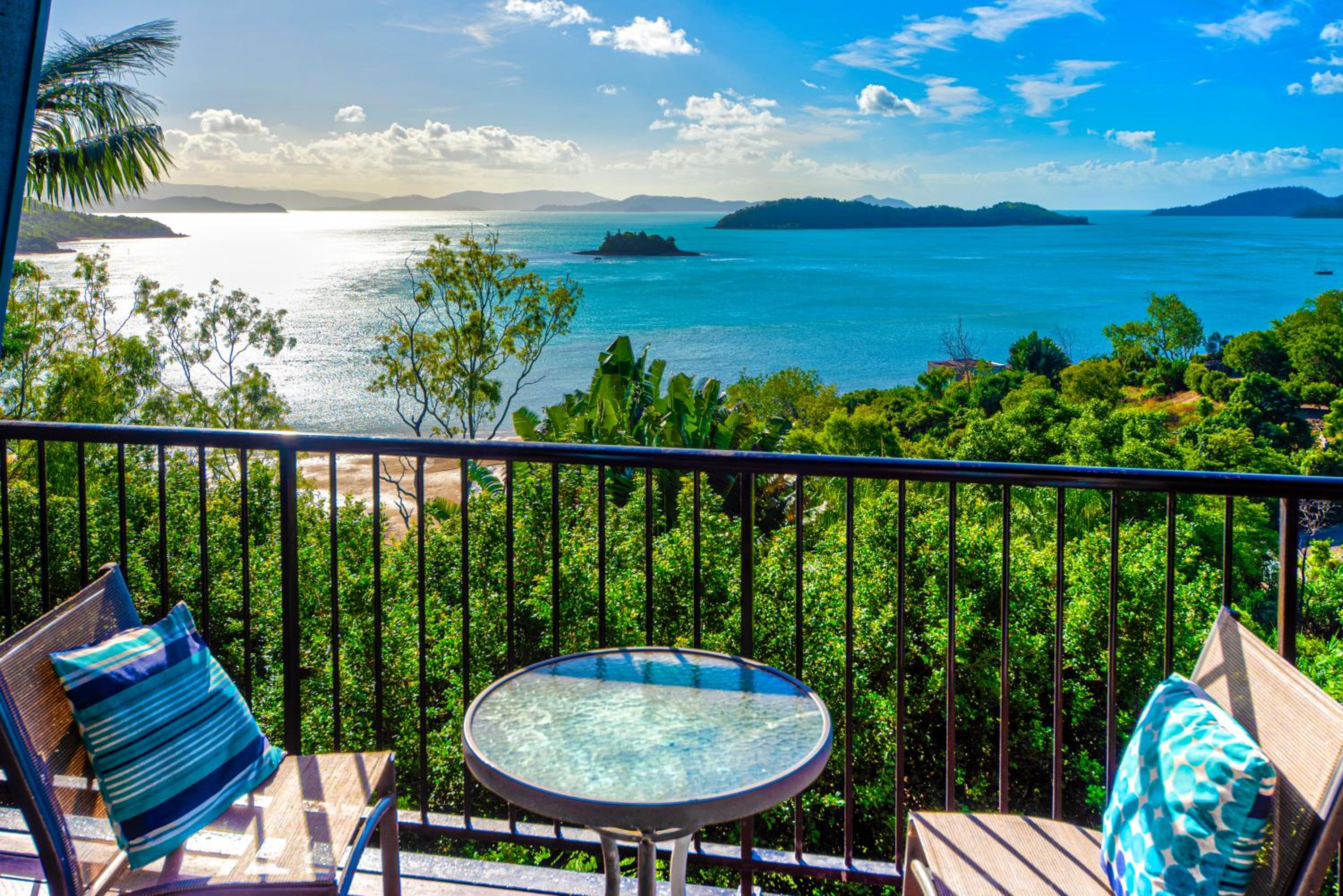 Panorama Apartments on Hamilton Island by HIHA
