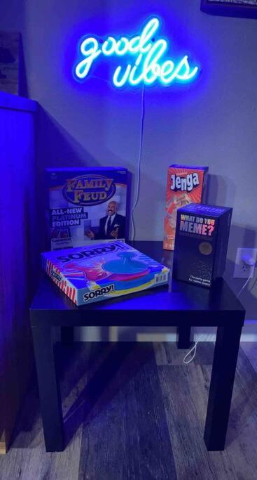 Hotel Spacious 3 BD Close To Everything! You’ll Love It! - Image 1