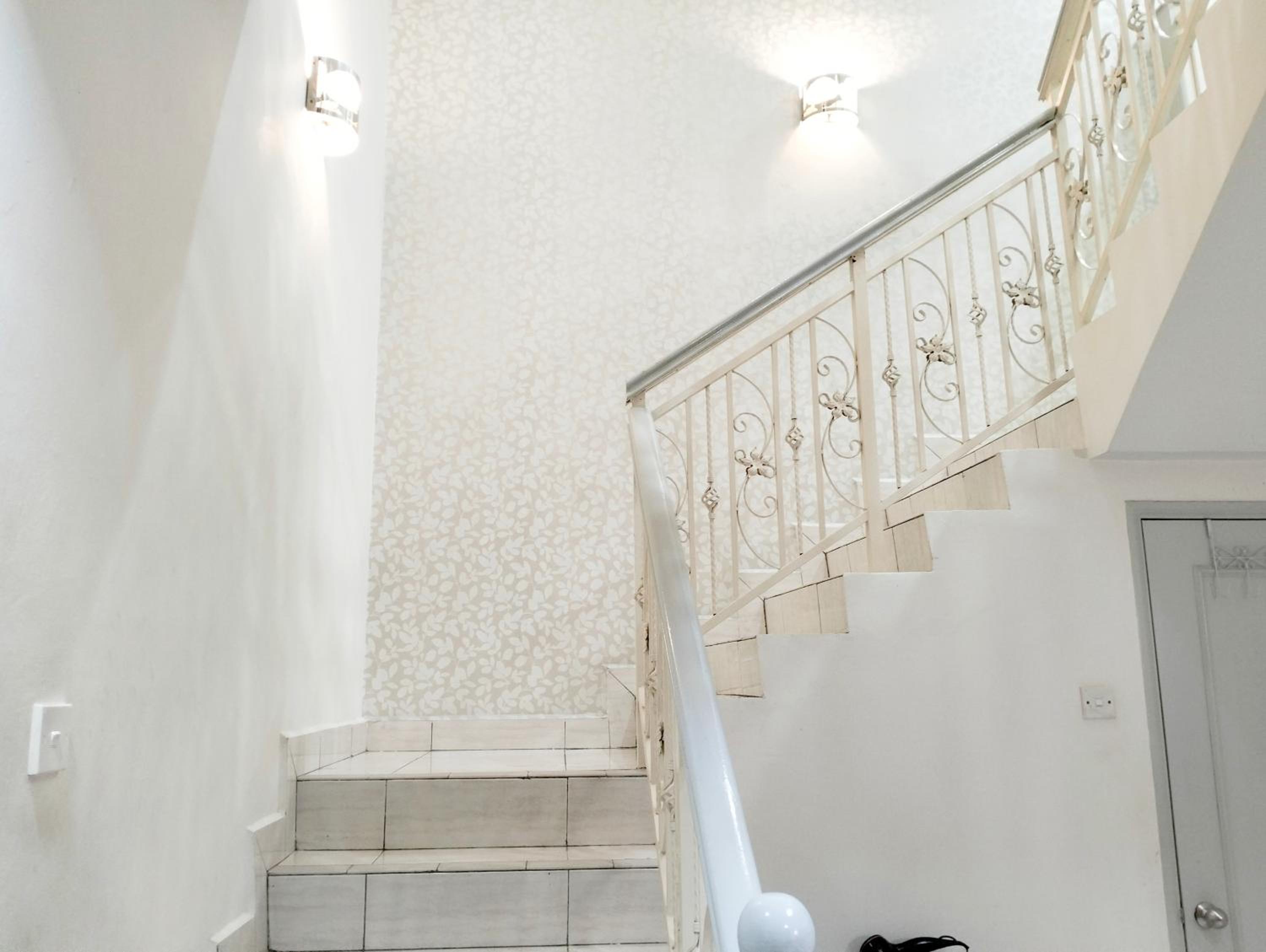 JB Austin Perdana Homestay@Simple Comfy For 11pax