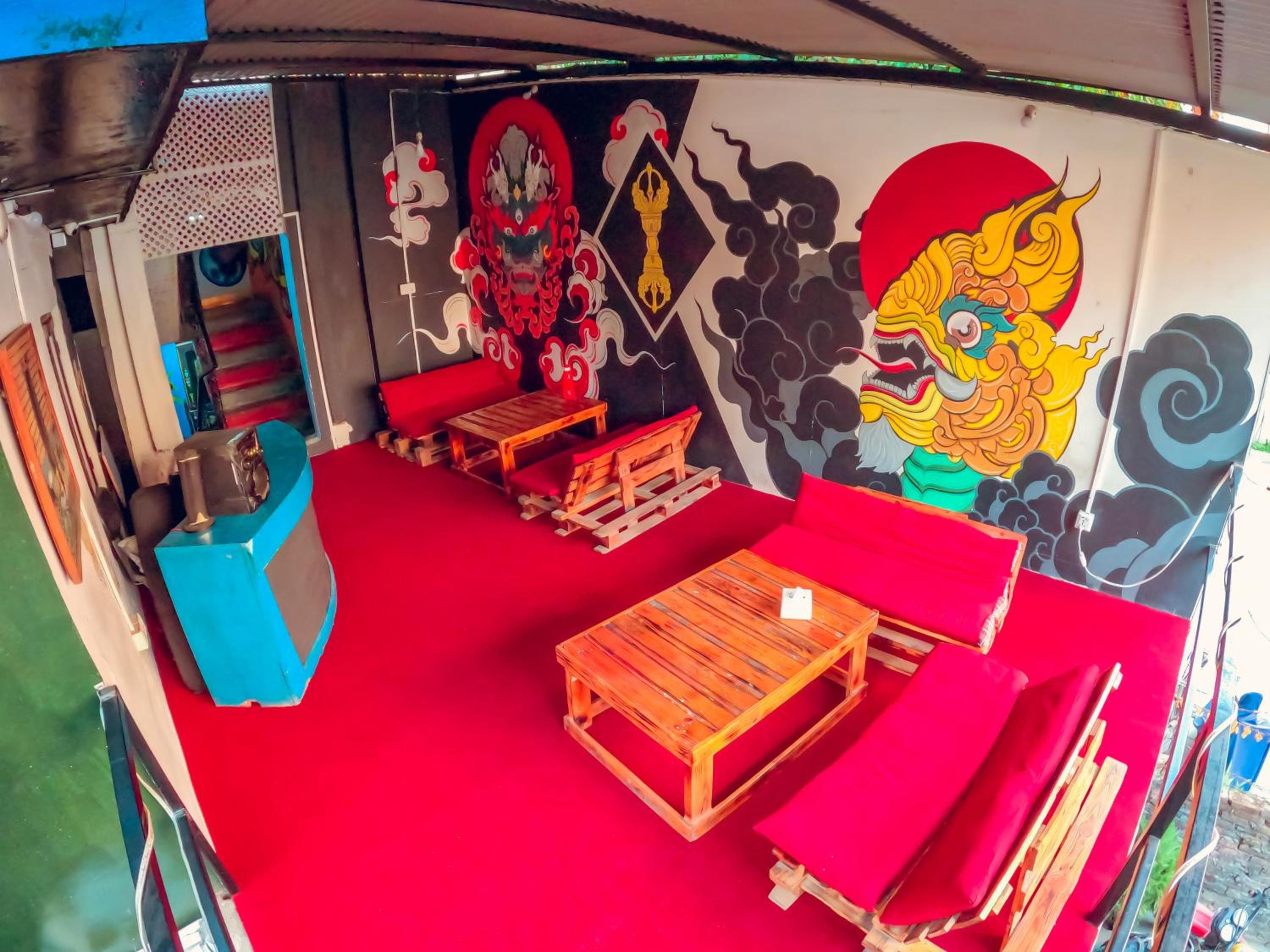 Aarogya Hostel and Restaurant