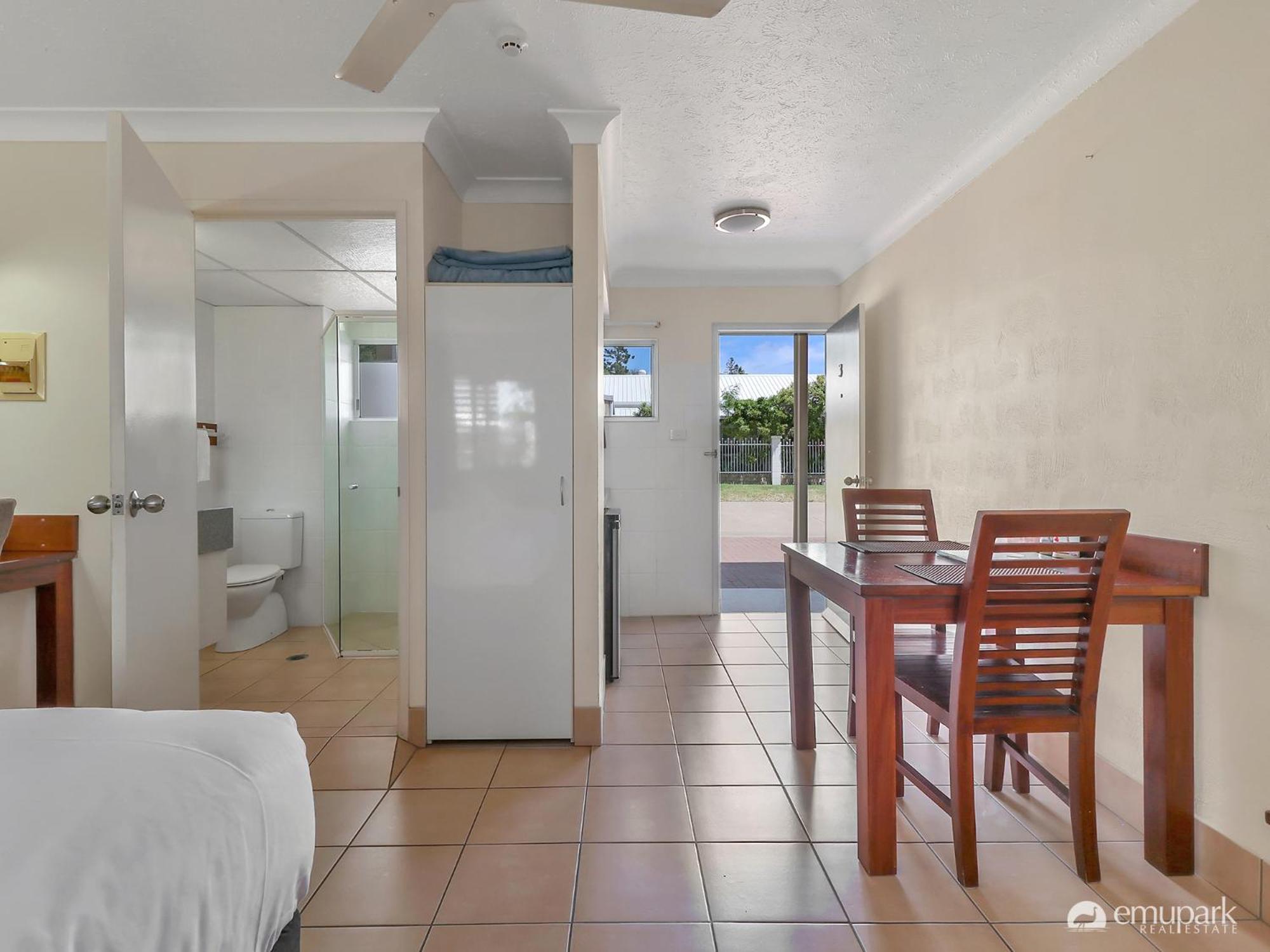 Studio 3 ENDEAVOUR INN