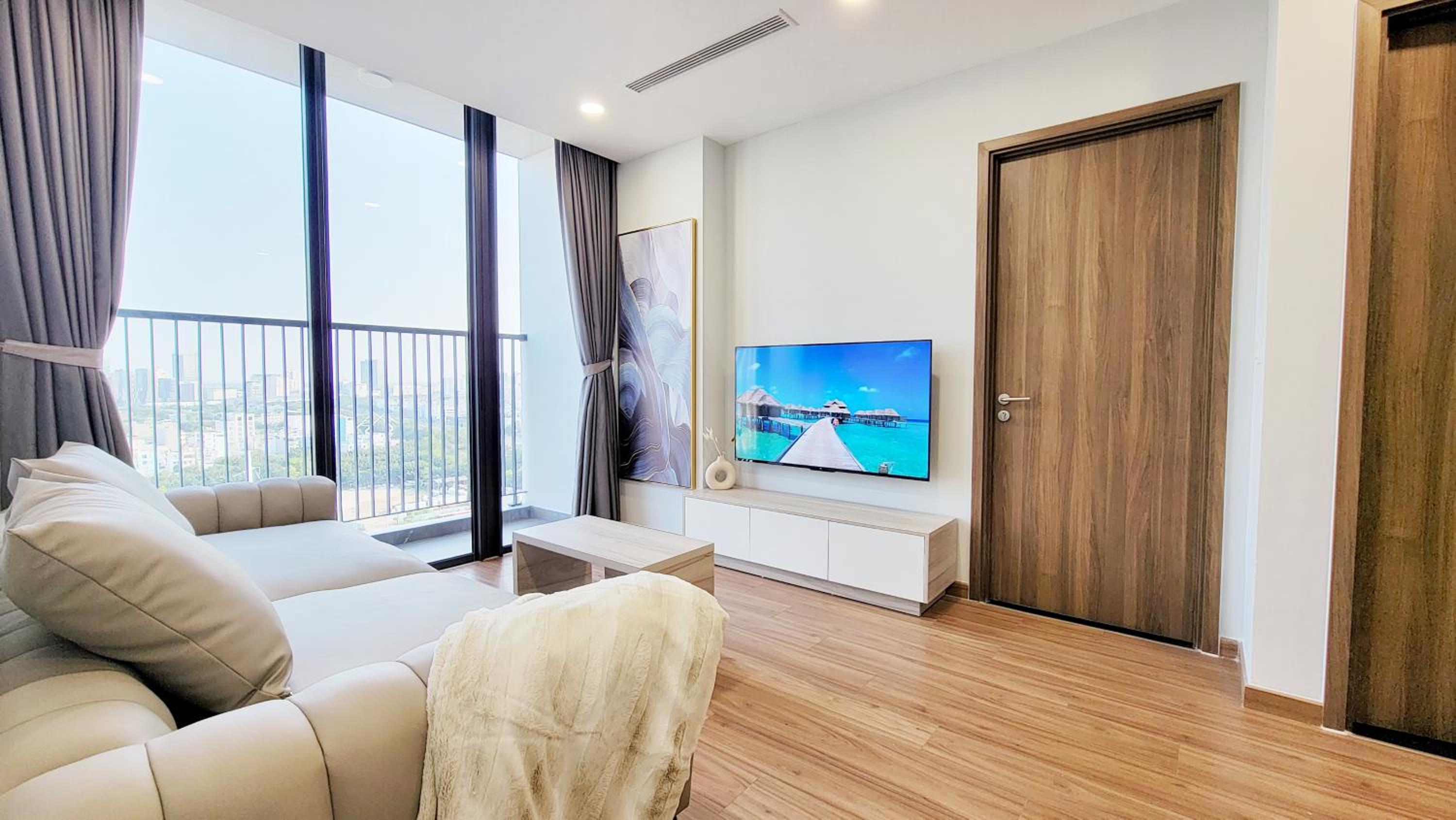 Luxury 2BR Condo in District 7